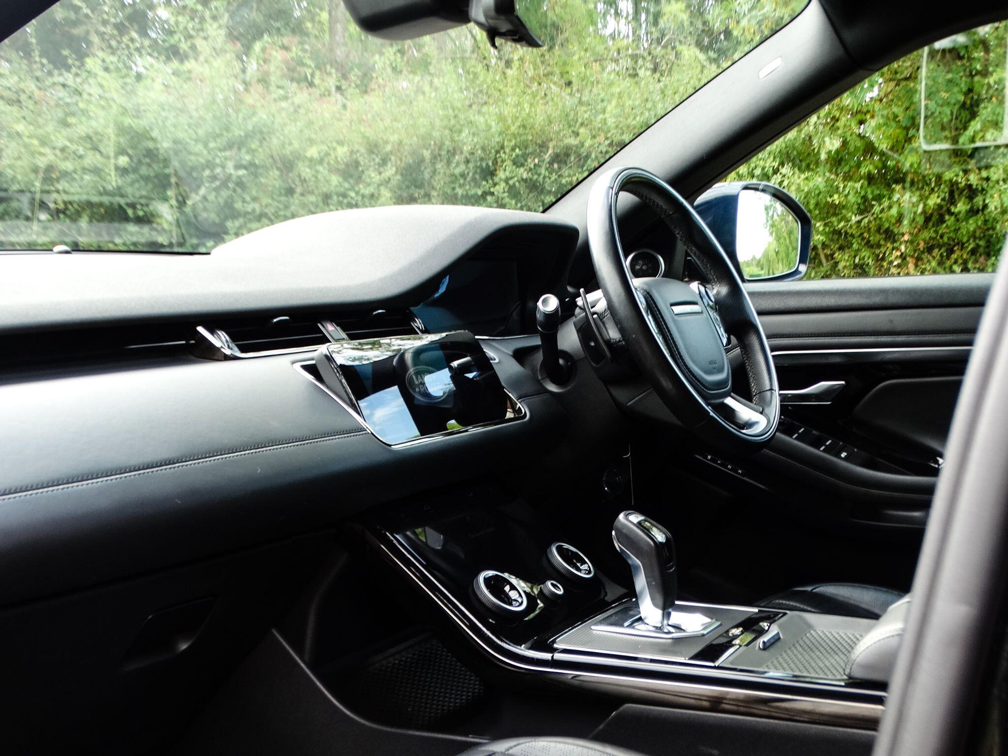 Land Rover Range Rover Evoque view 15