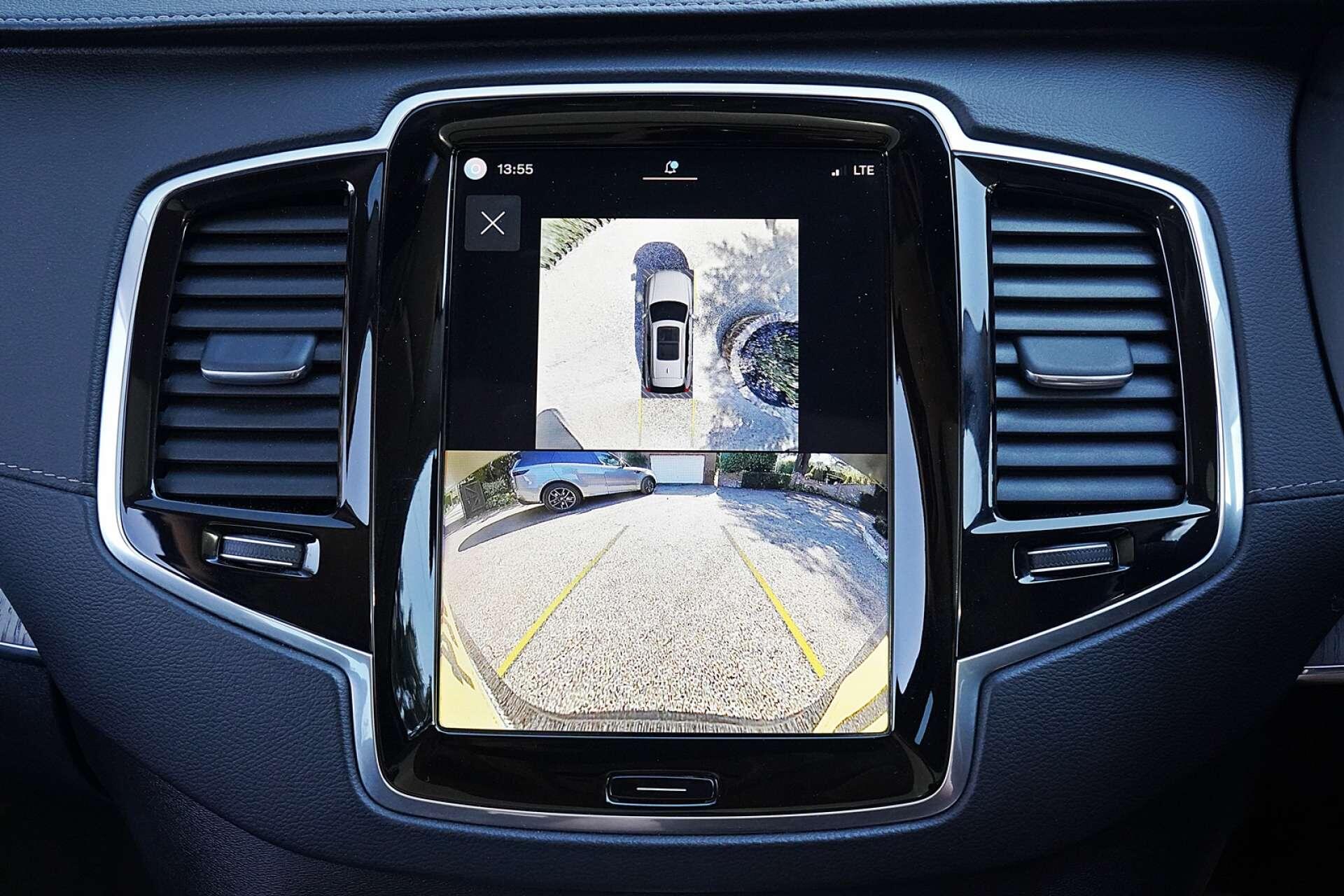 Volvo XC90 view 29