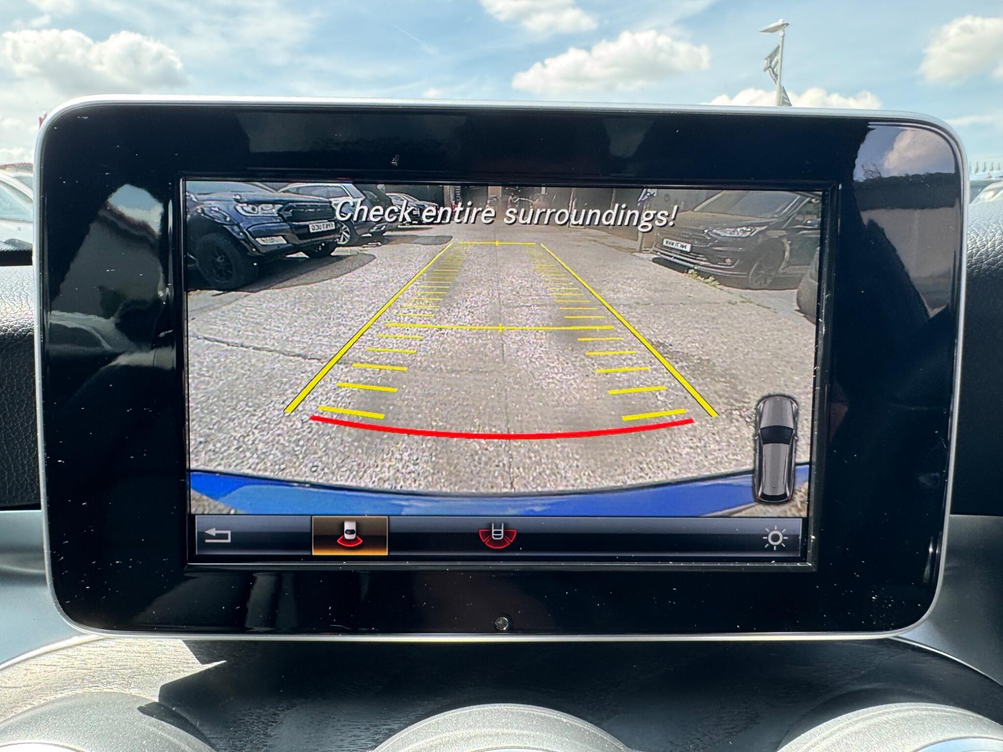 Mercedes-Benz C Class view 41