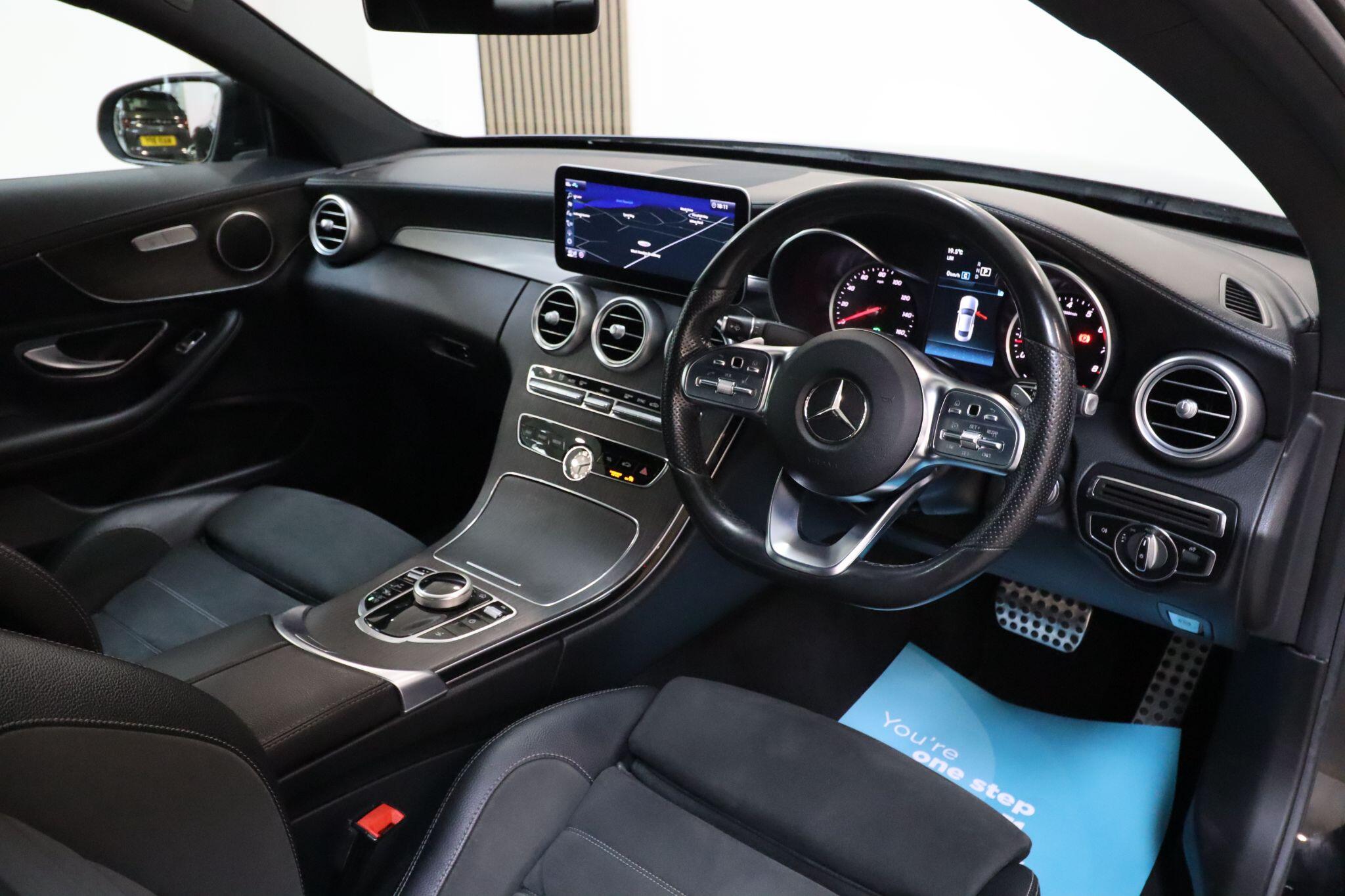 Mercedes-Benz C Class view 14