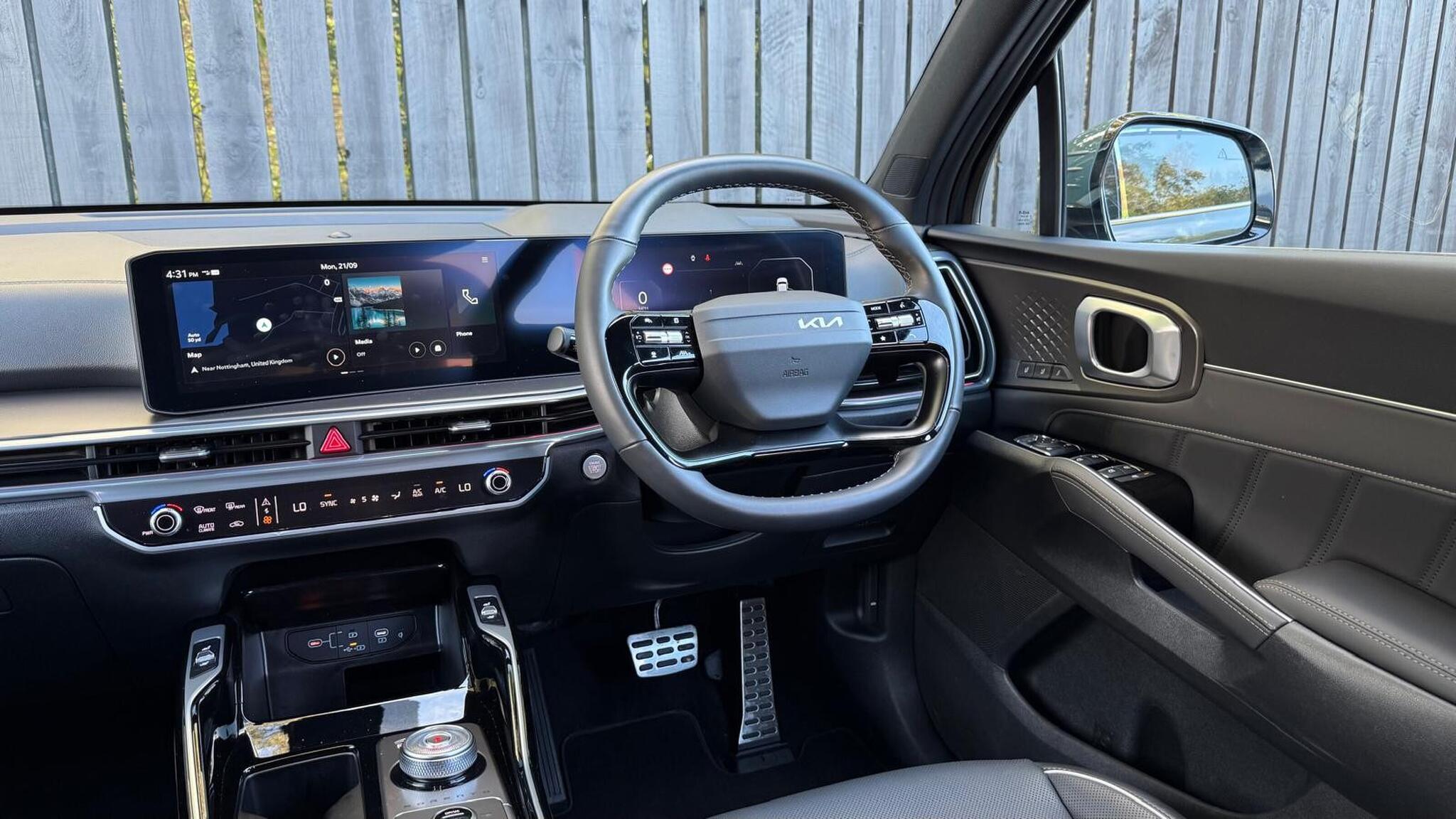 Kia Sorento view 14