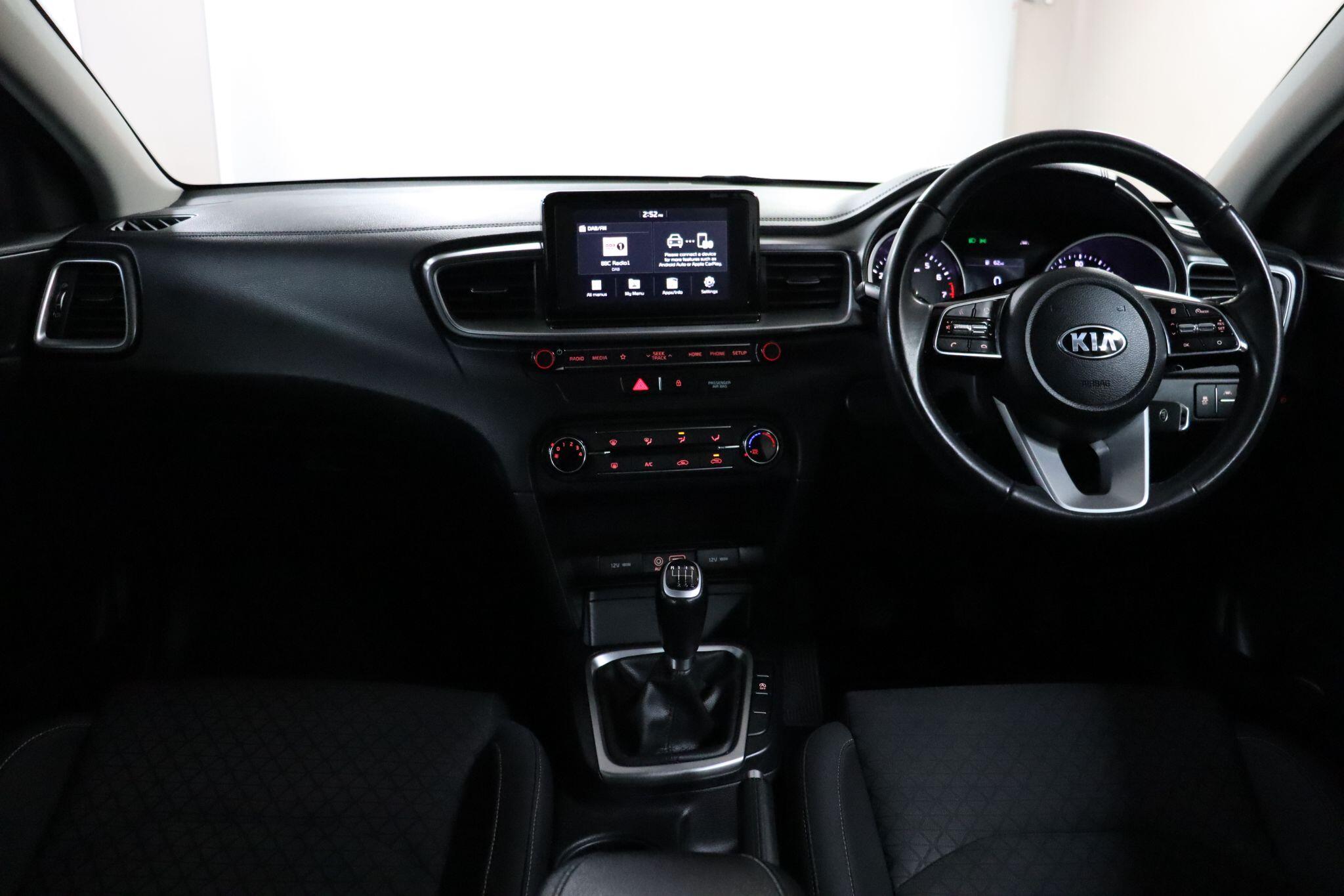 Kia Ceed view 40