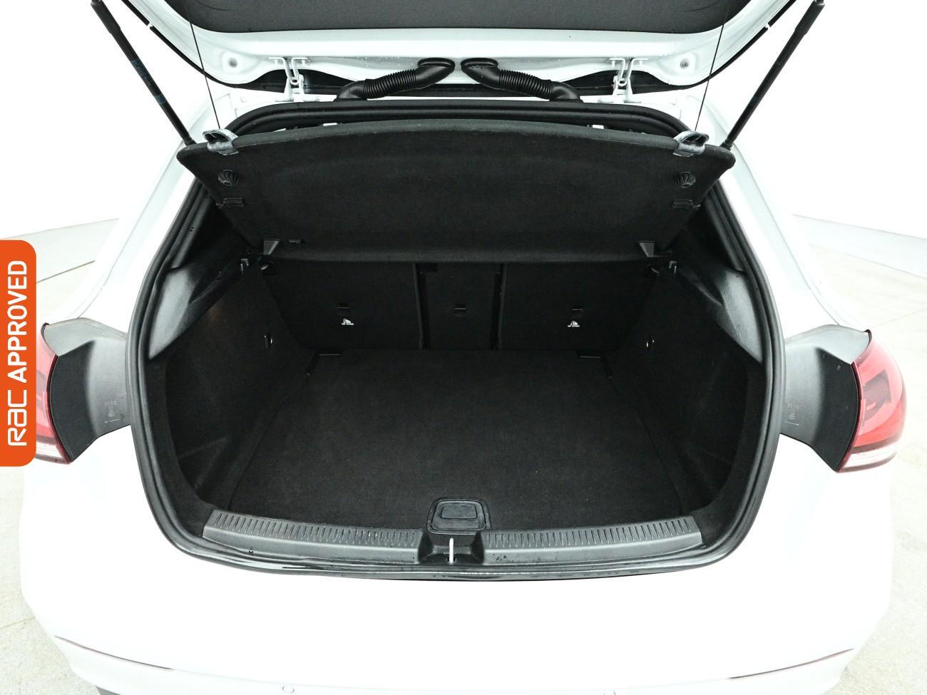 Mercedes-Benz A-Class view 28