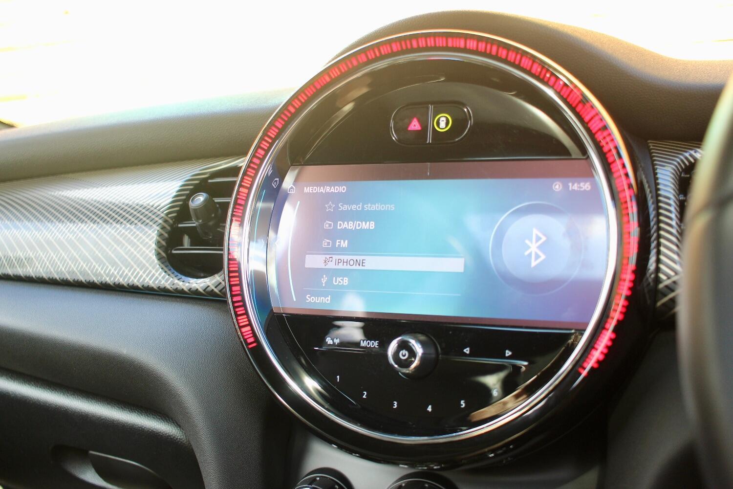 Mini Hatch view 18
