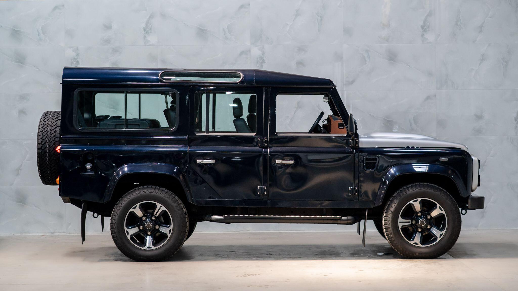 Land Rover Defender view 8