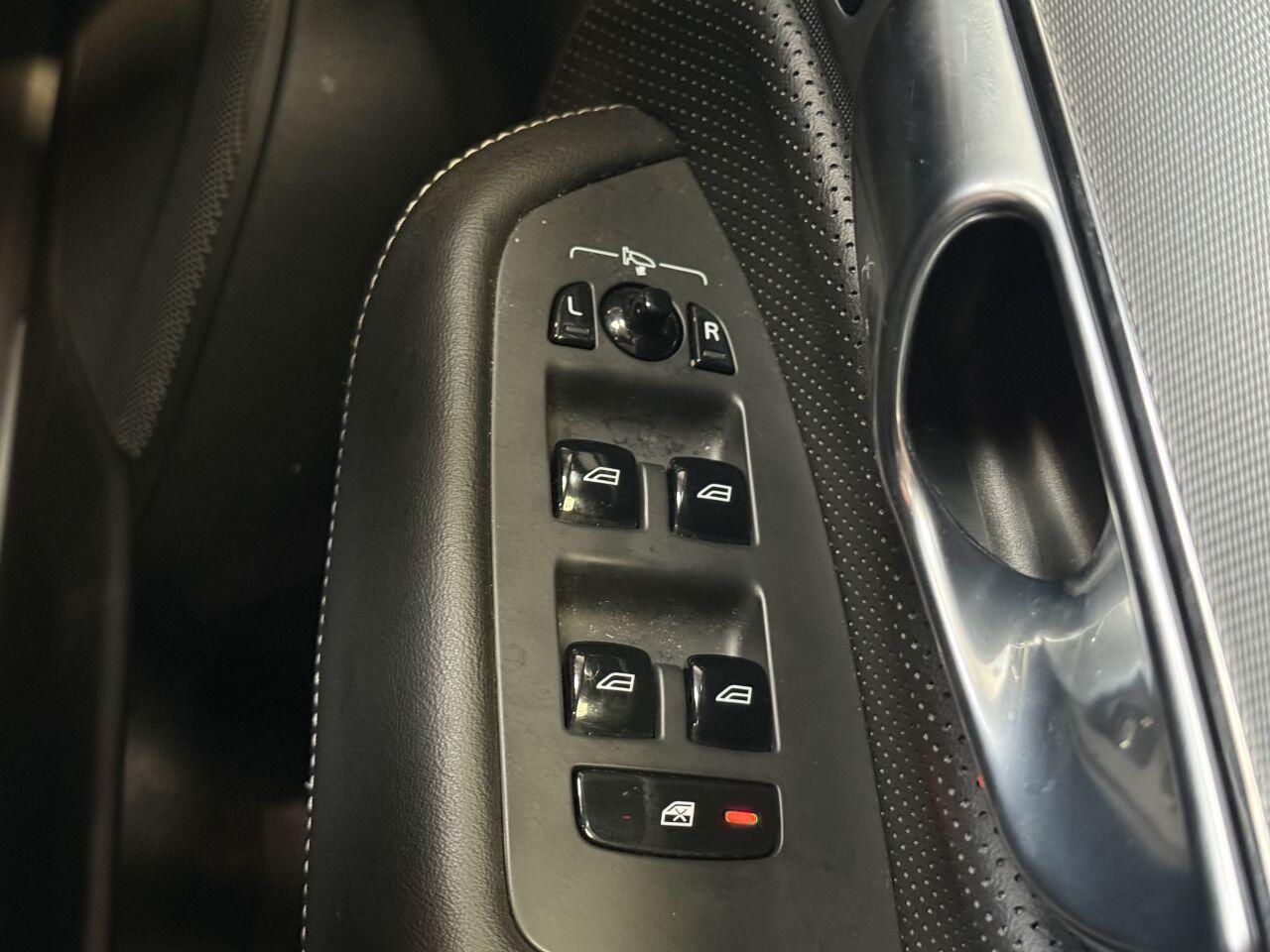 Volvo XC90 view 46
