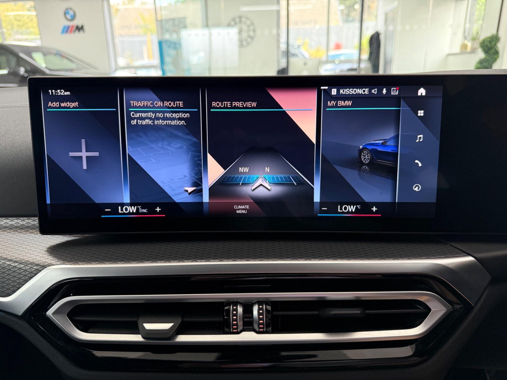 BMW I4 view 17