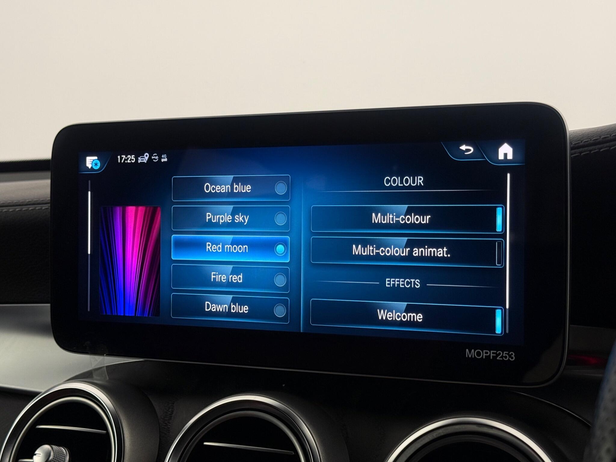 Mercedes-Benz GLC view 18