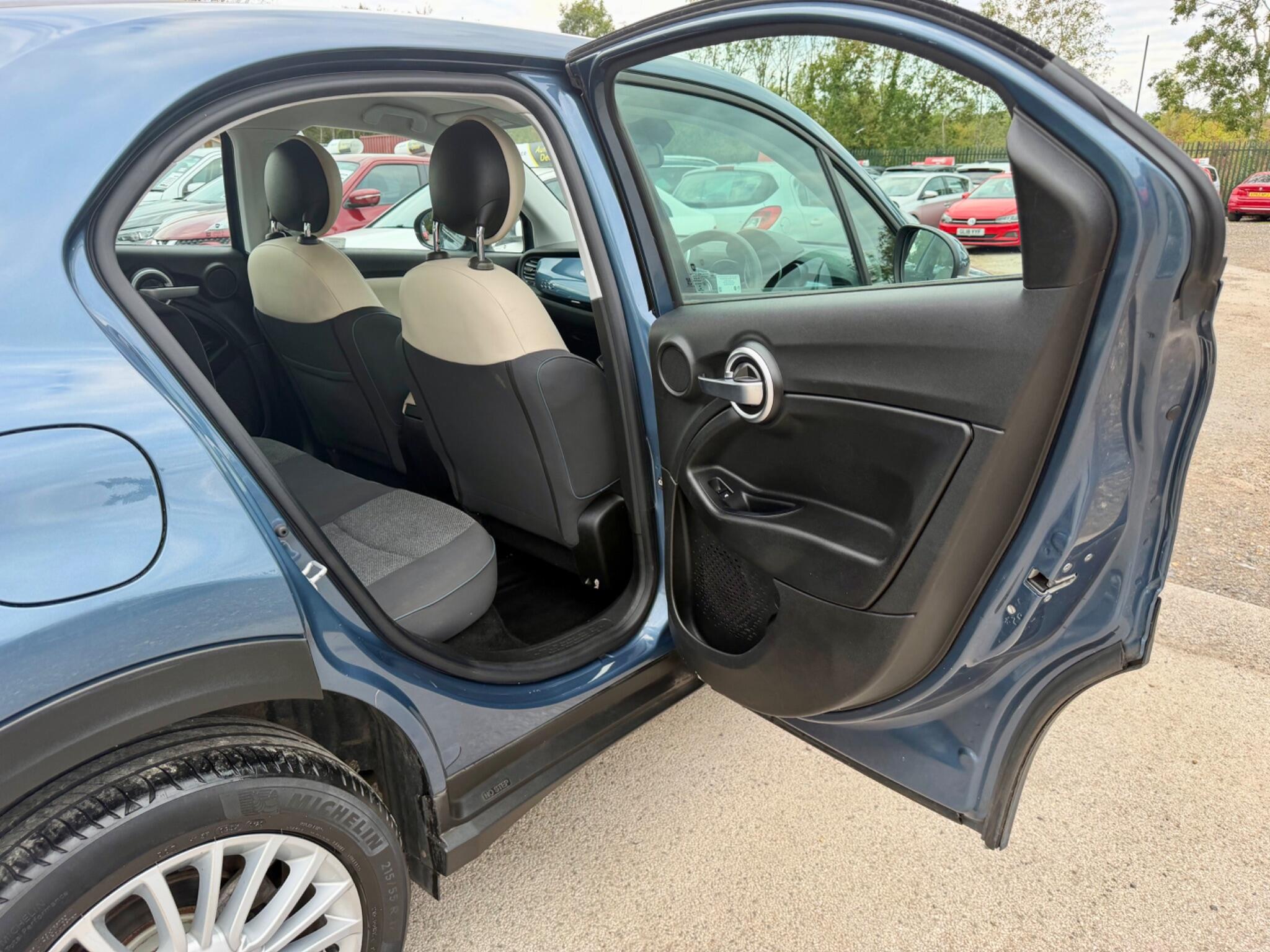 Fiat 500x view 37