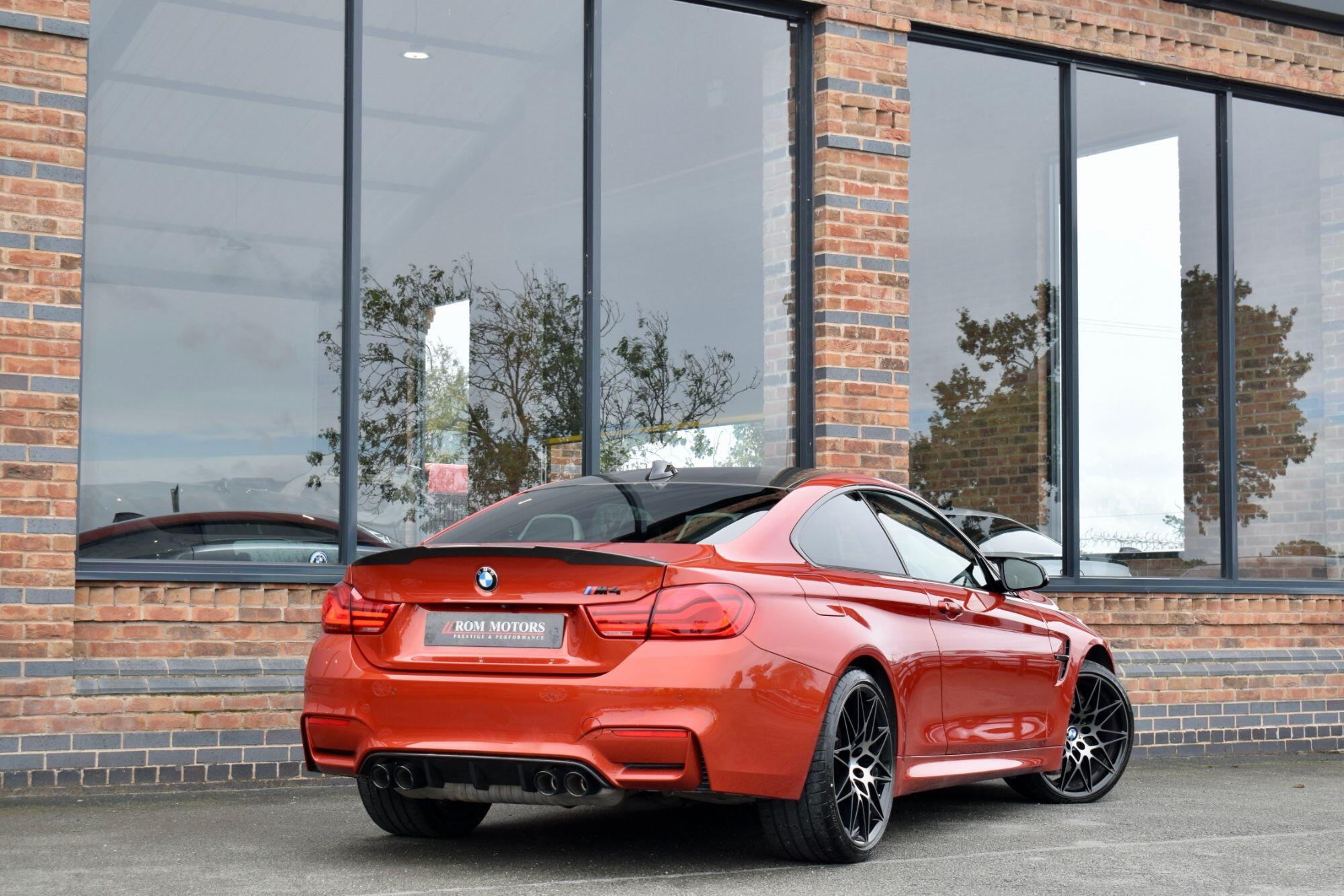 BMW M4 view 2