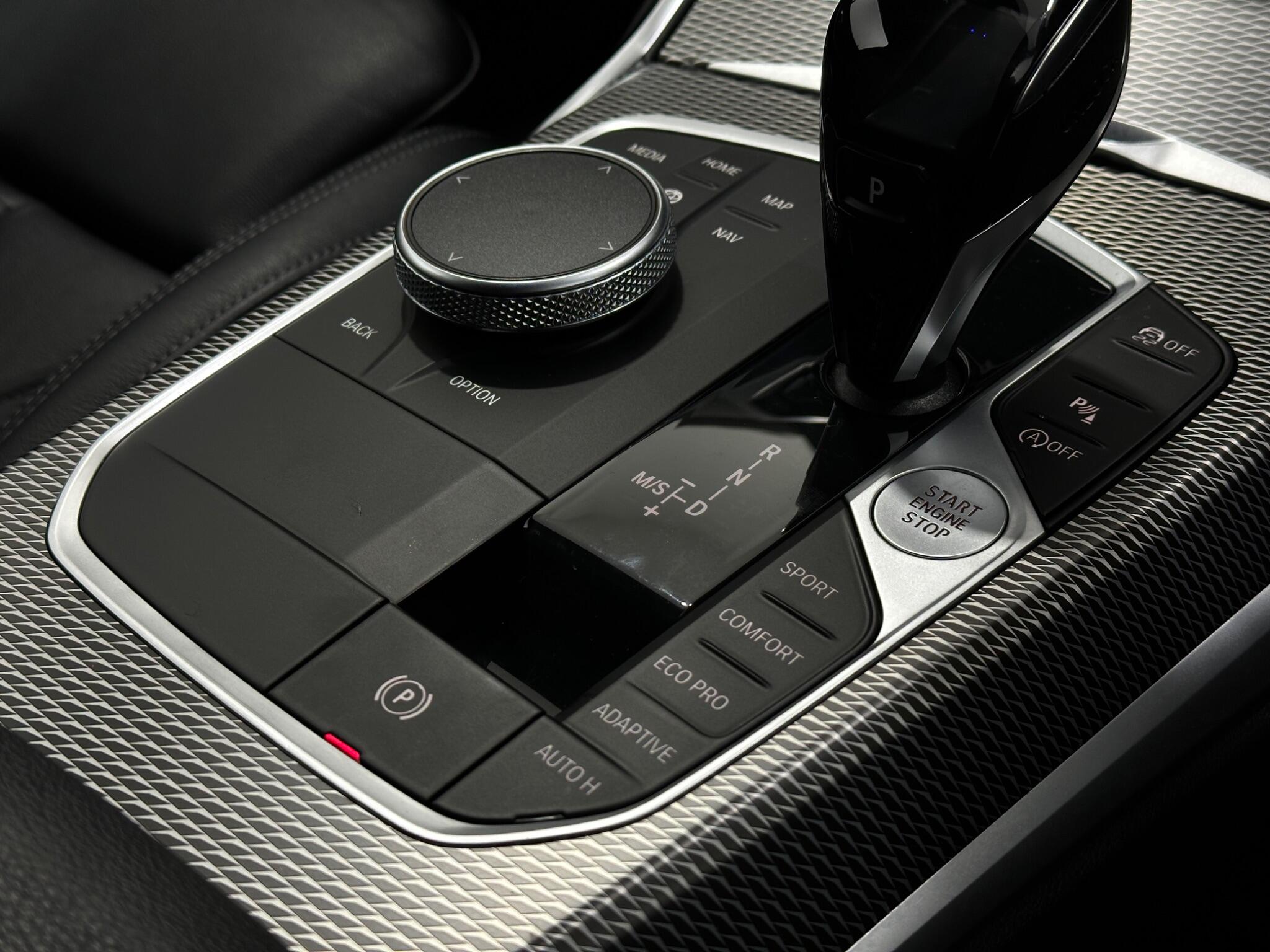 BMW 3 Series view 20