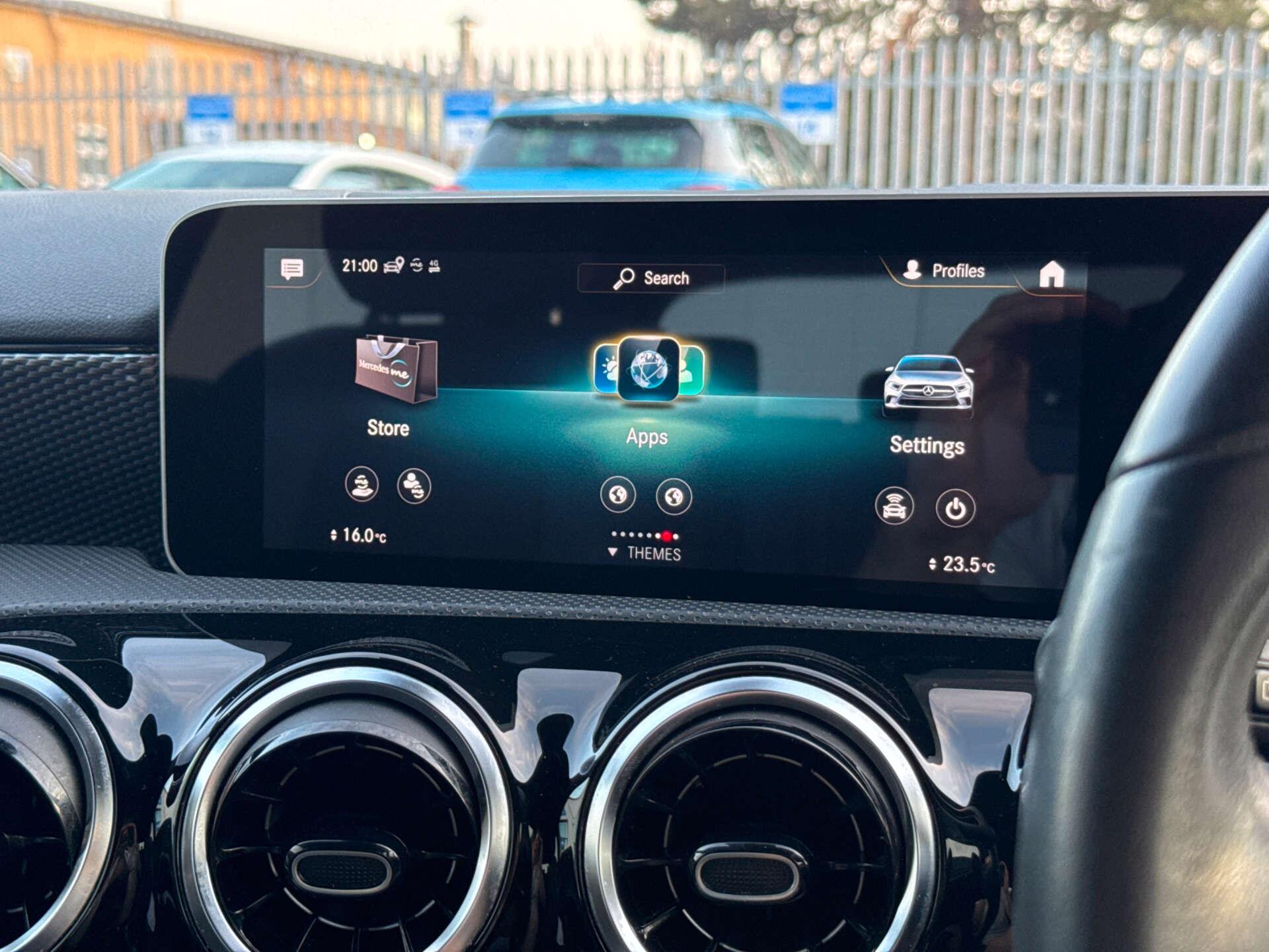 Mercedes-Benz A Class view 76