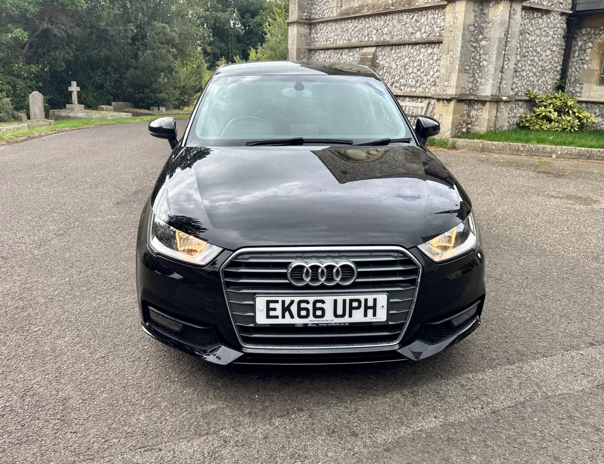 Audi A1 view 8