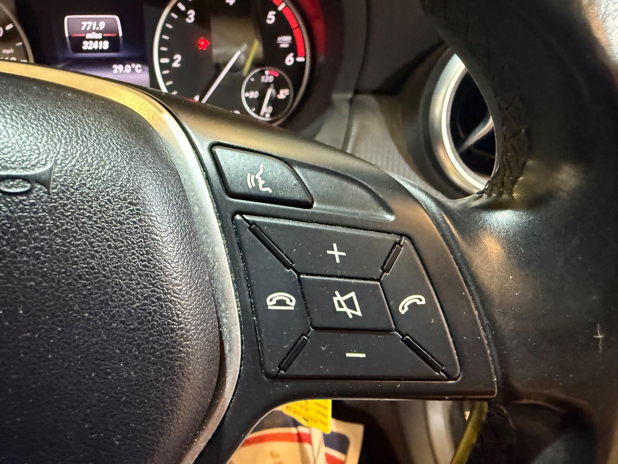 Mercedes-Benz A Class view 25