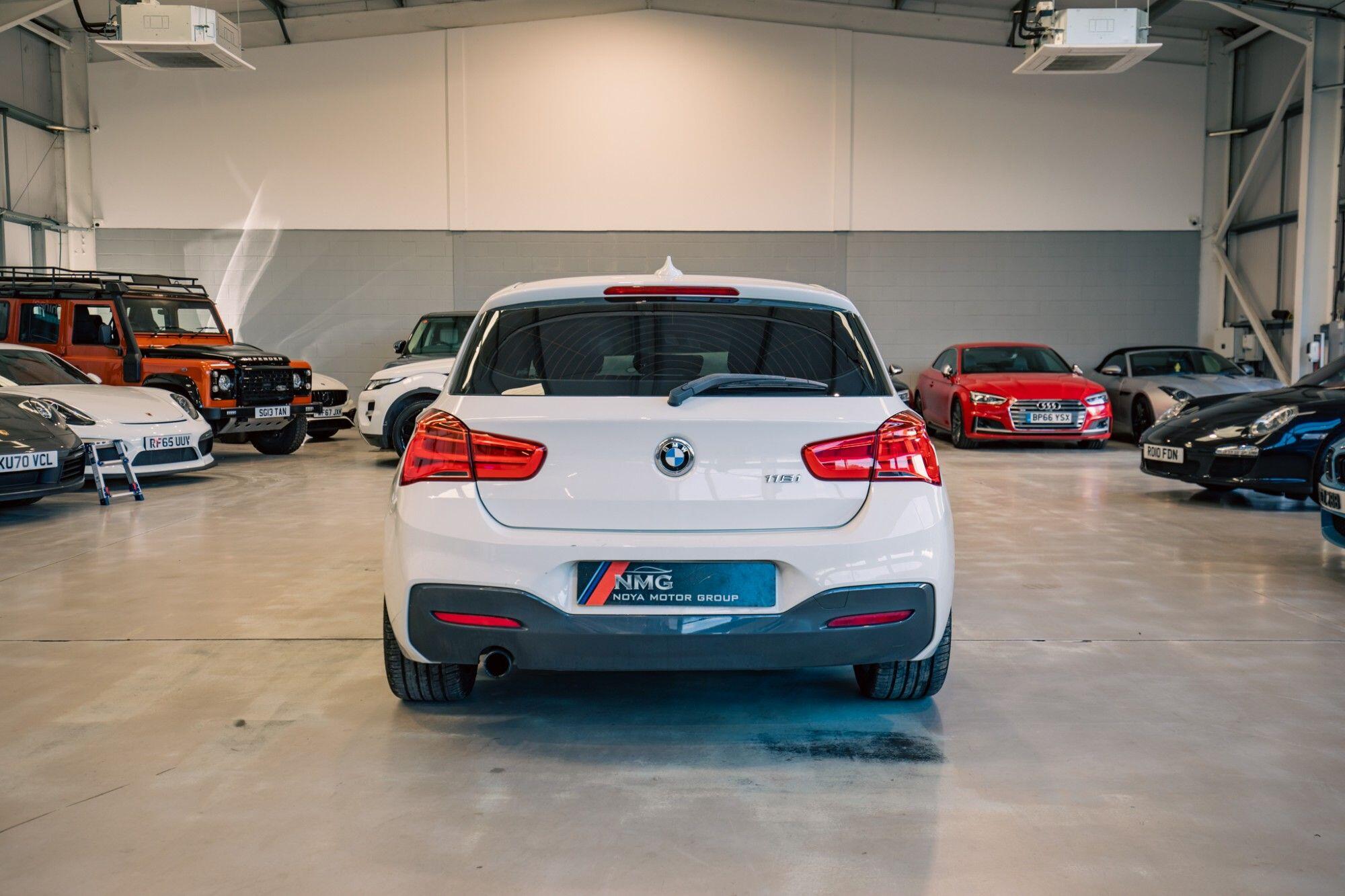 BMW 1 Series view 26