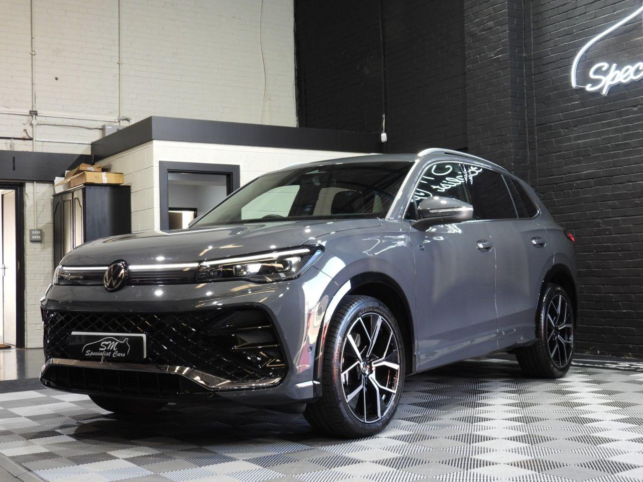 Volkswagen Tiguan view 12