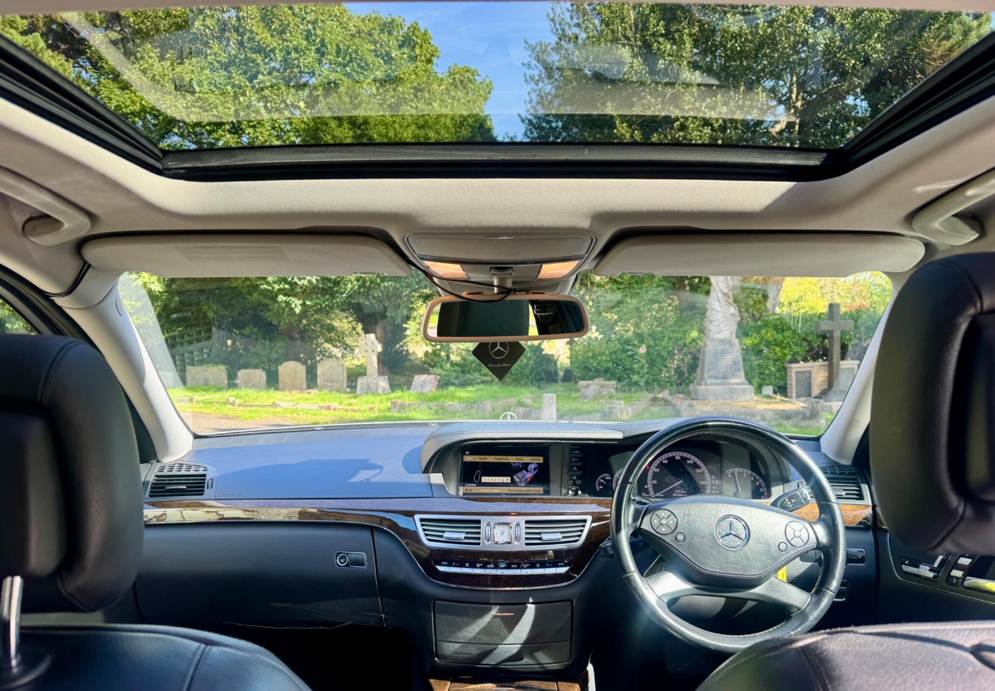Mercedes-Benz S-Class view 2