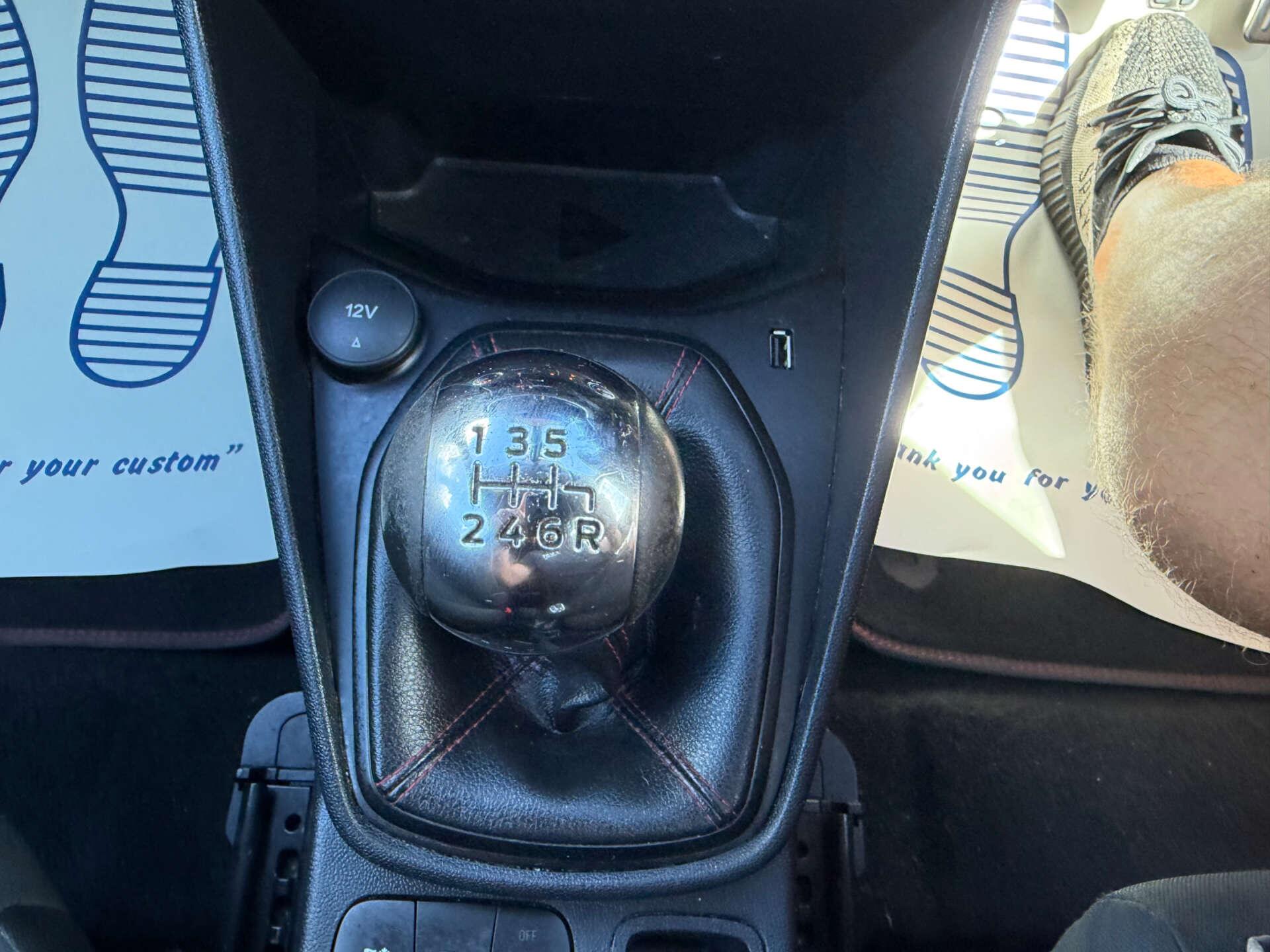 Ford Fiesta view 17