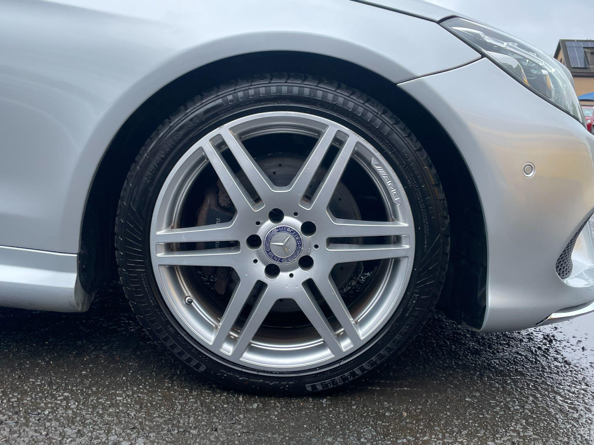 Mercedes-Benz E-Class view 18