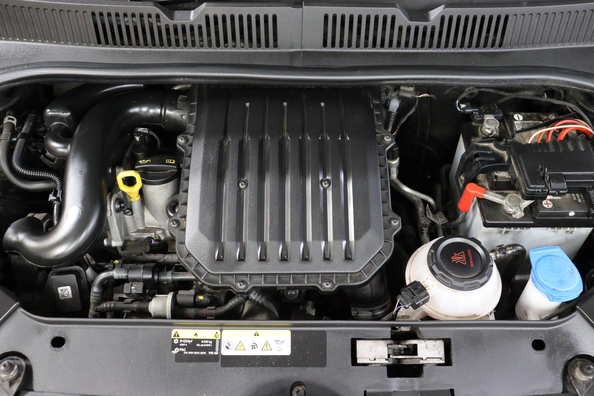 Volkswagen Up! view 42