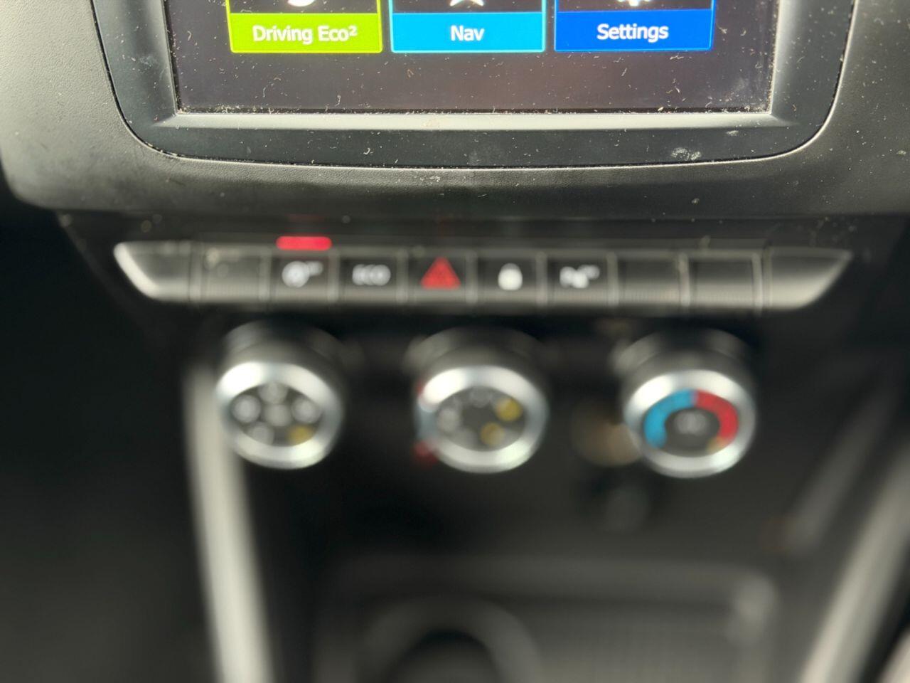 Dacia Duster view 52