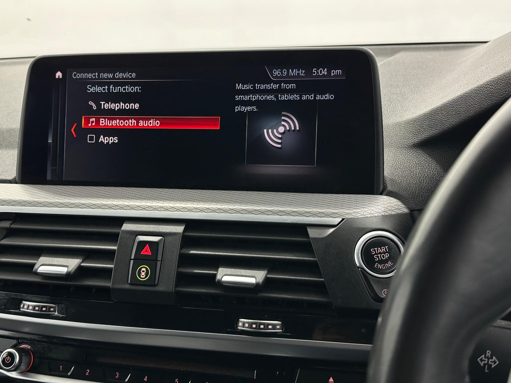 BMW X3 view 26