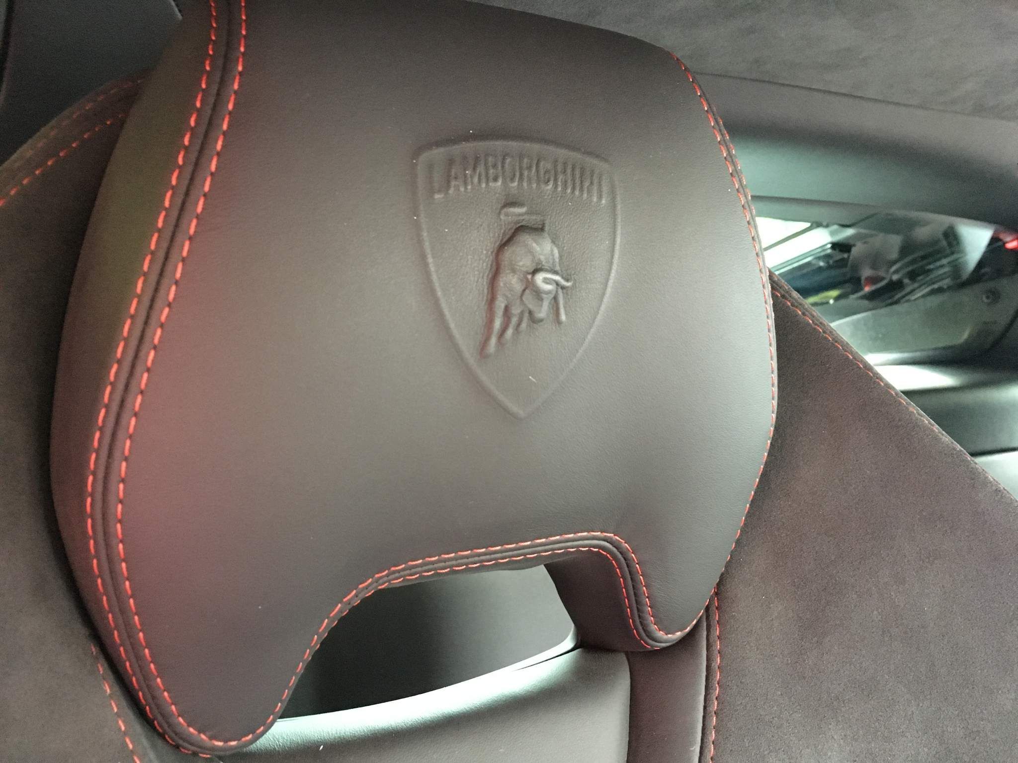 Lamborghini Huracan view 21