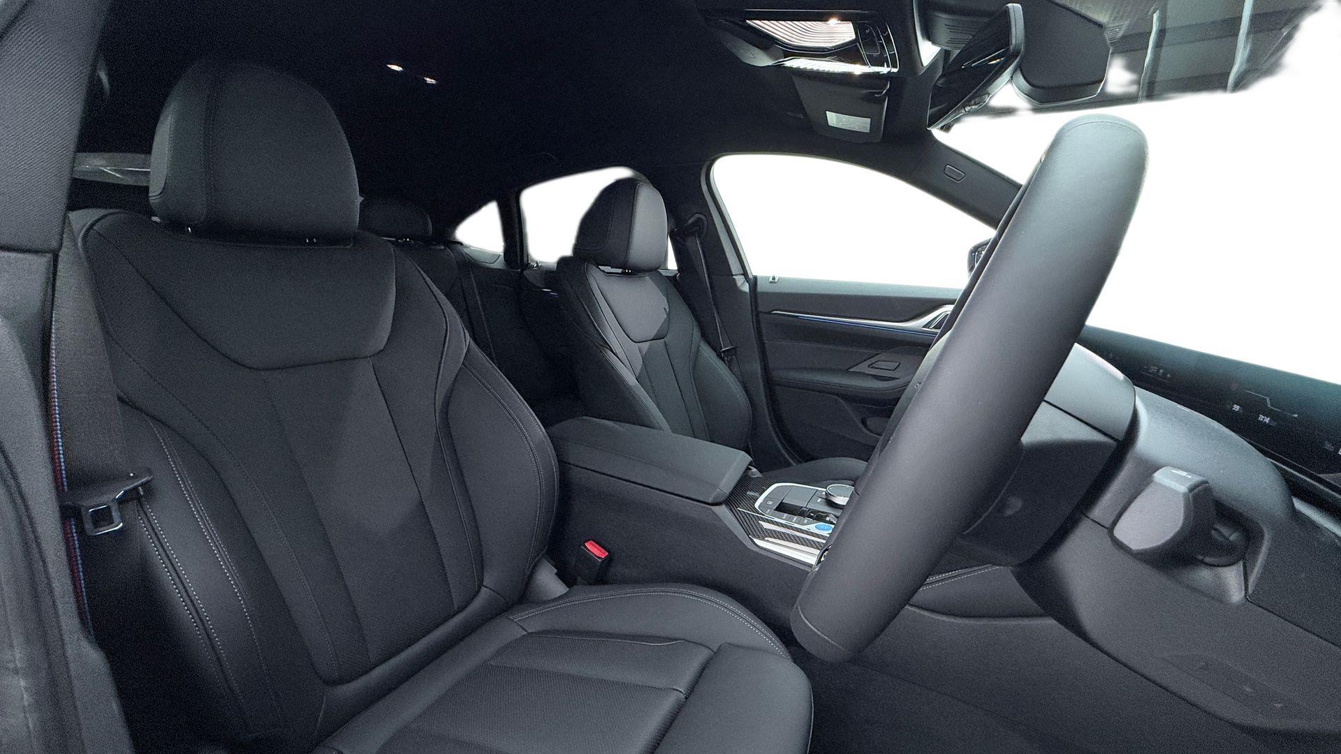 BMW i4 view 11