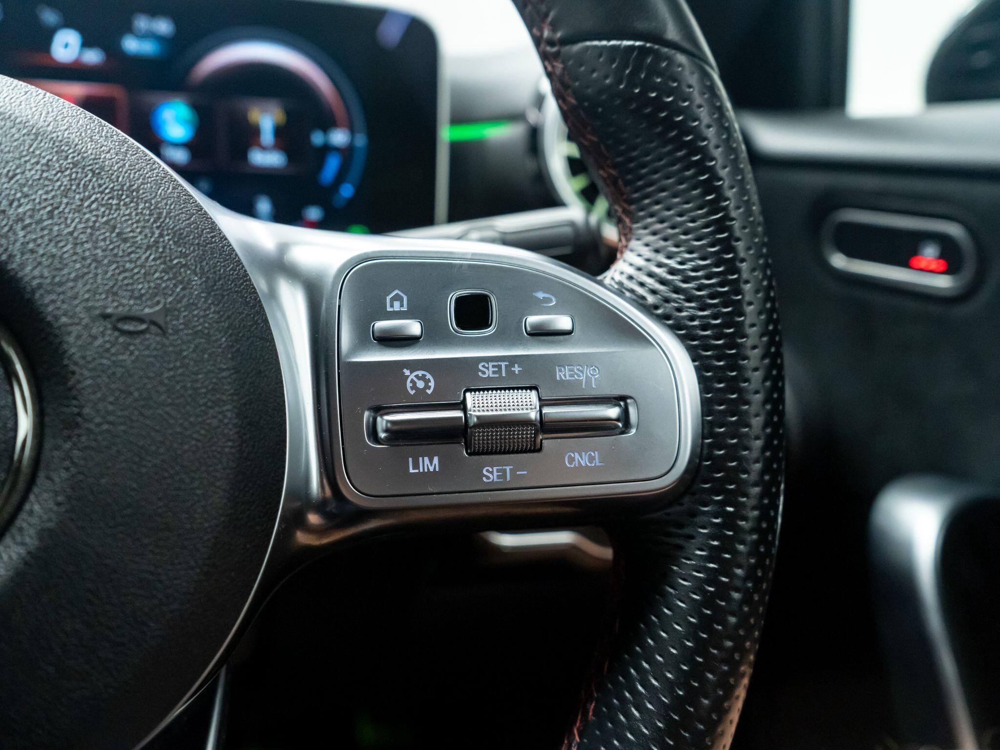 Mercedes-Benz A-Class view 18