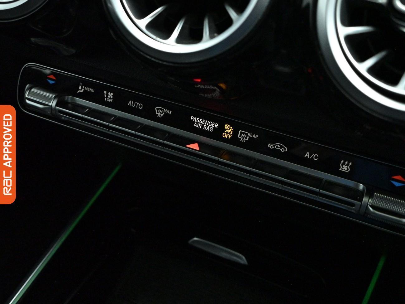 Mercedes-Benz EQB view 22