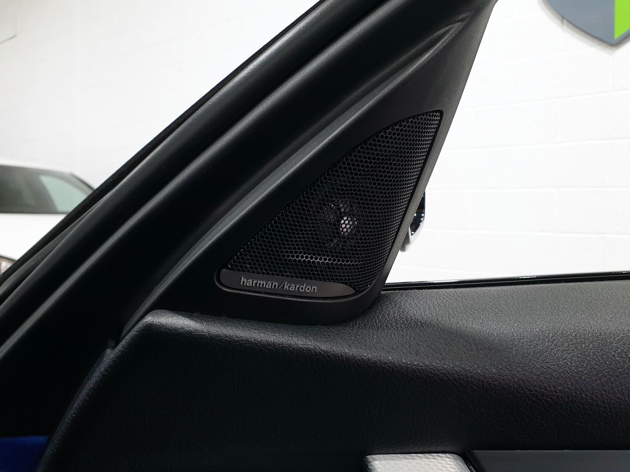 BMW 3 Series view 57