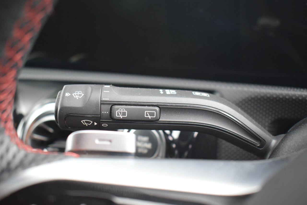 Mercedes-Benz Cla view 23