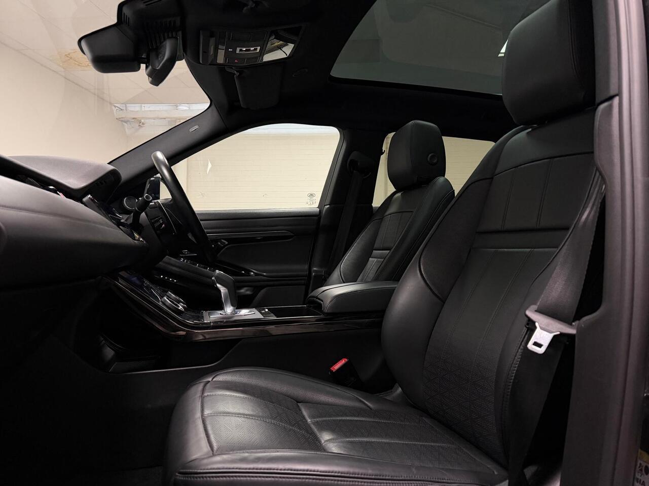 Land Rover Range Rover Evoque view 29