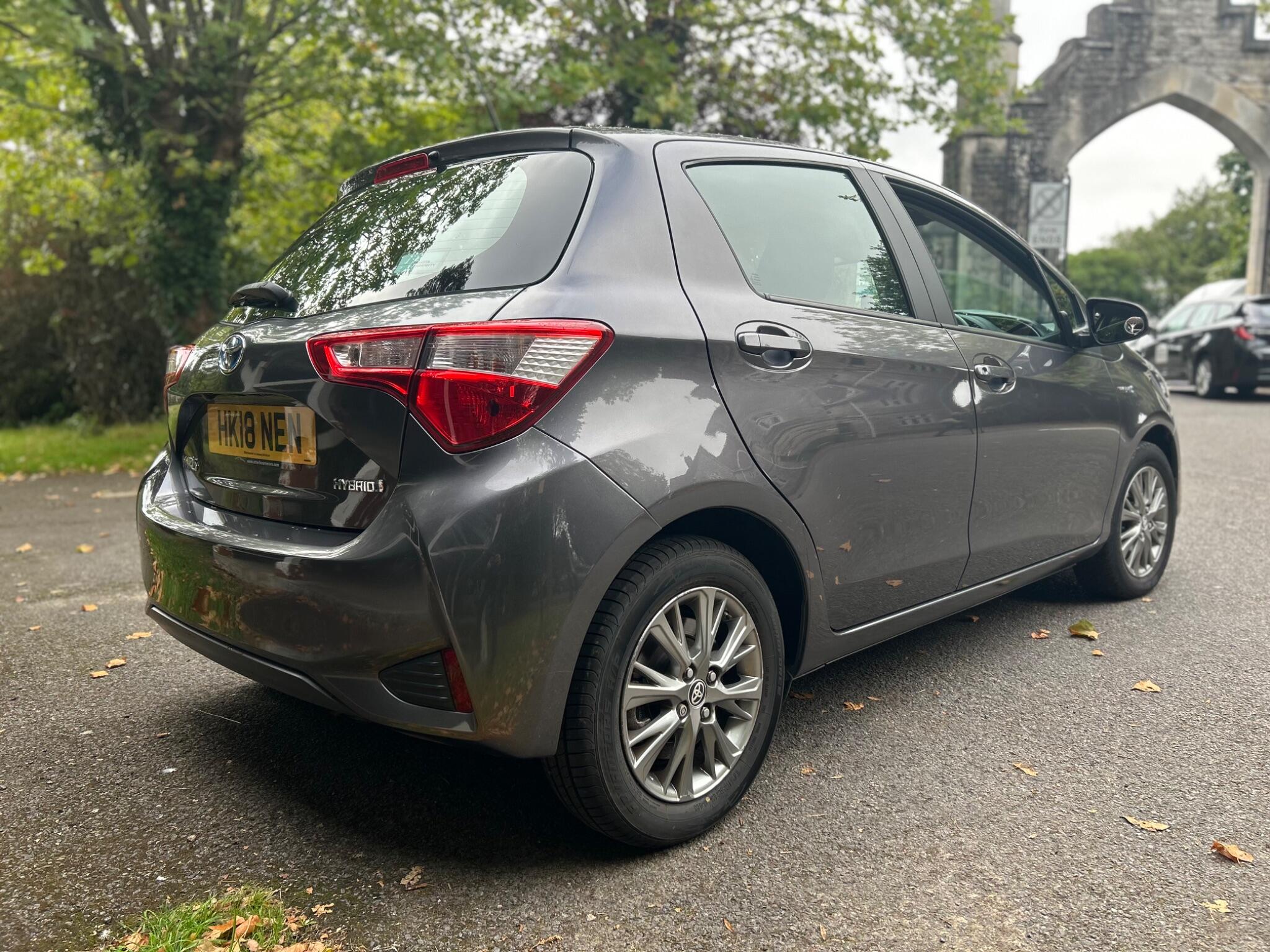 Toyota Yaris view 17