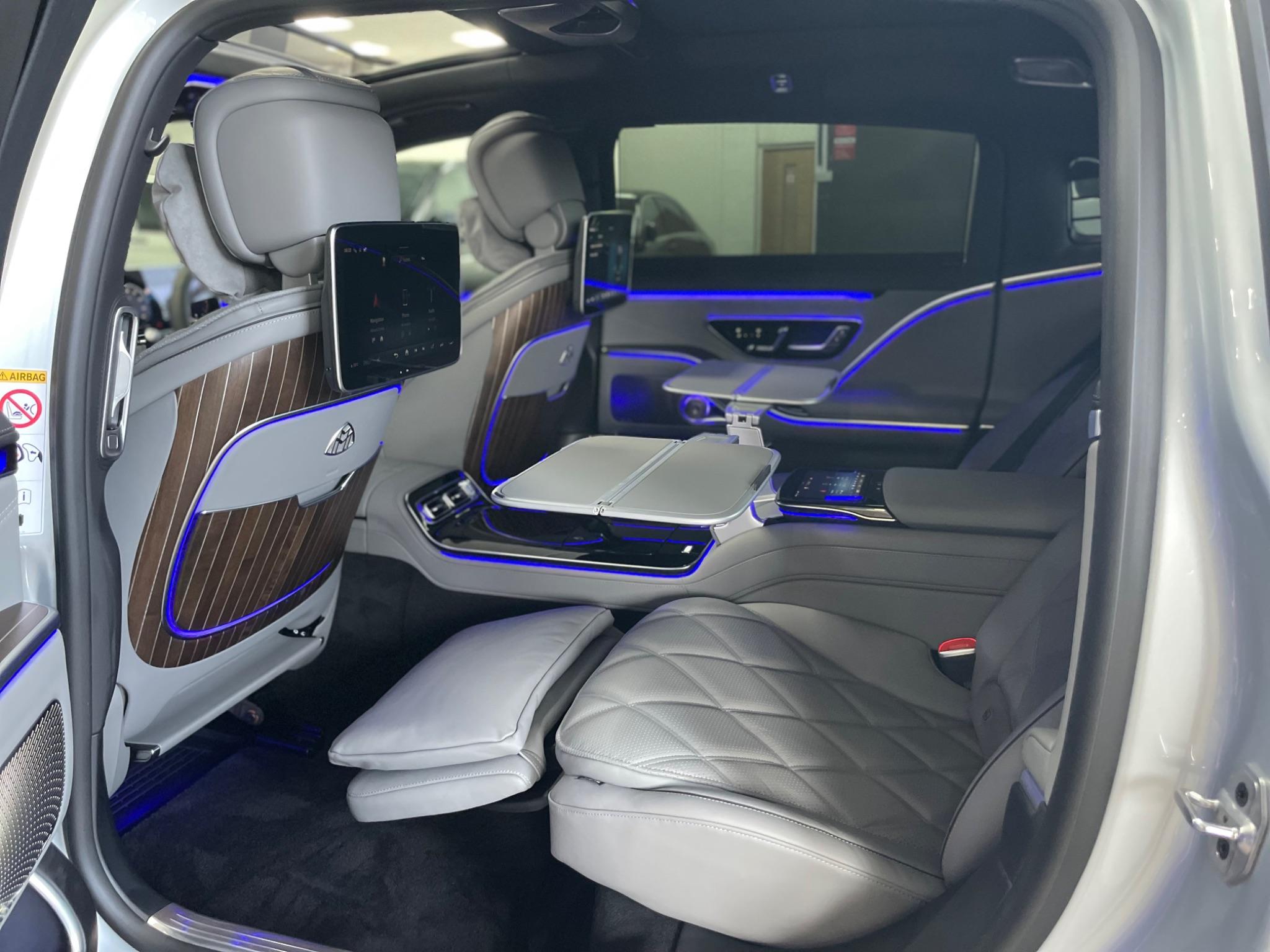 Mercedes-Benz S-Class view 36