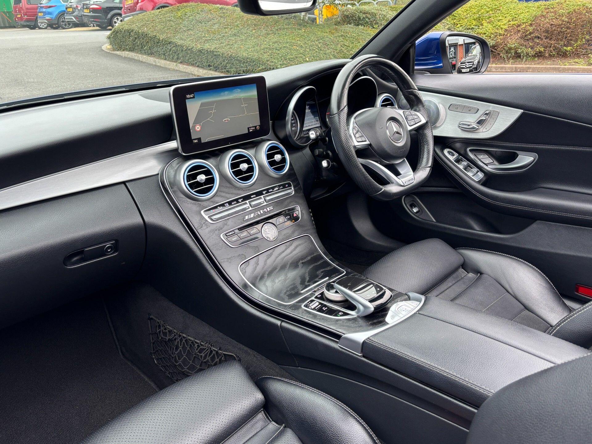 Mercedes-Benz C-Class view 6