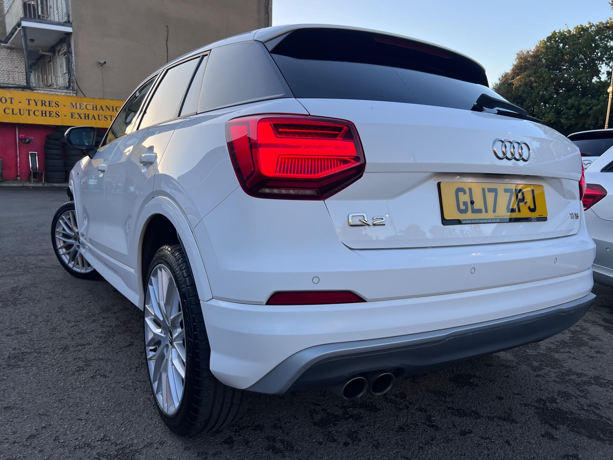 Audi Q2 view 15
