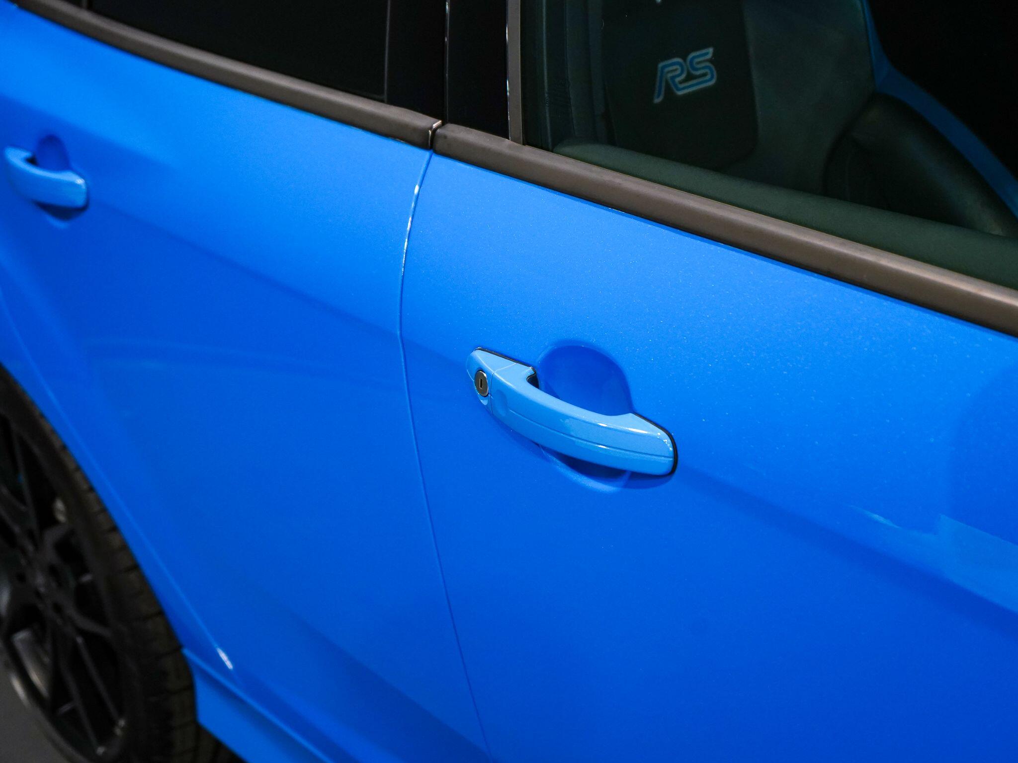 Ford Focus view 45