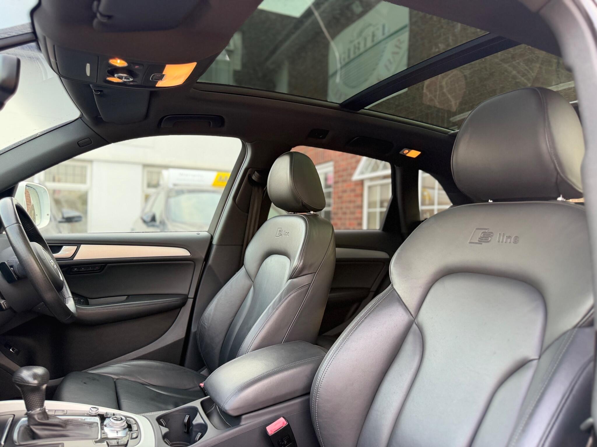 Audi Q5 view 14