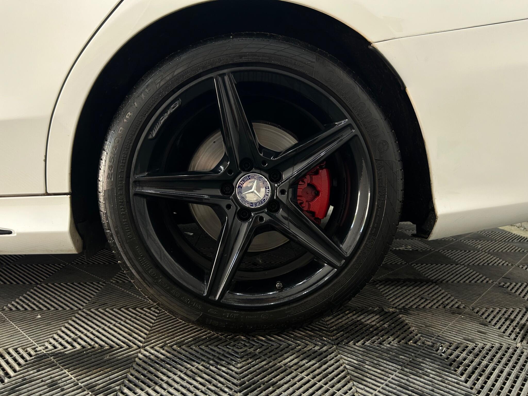 Mercedes-Benz C Class view 36