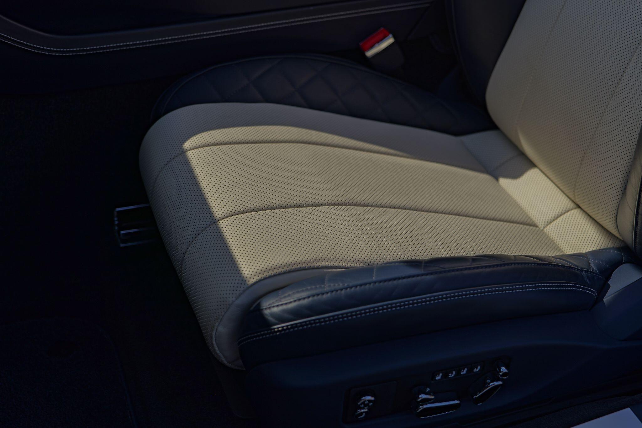 Bentley Continental view 22