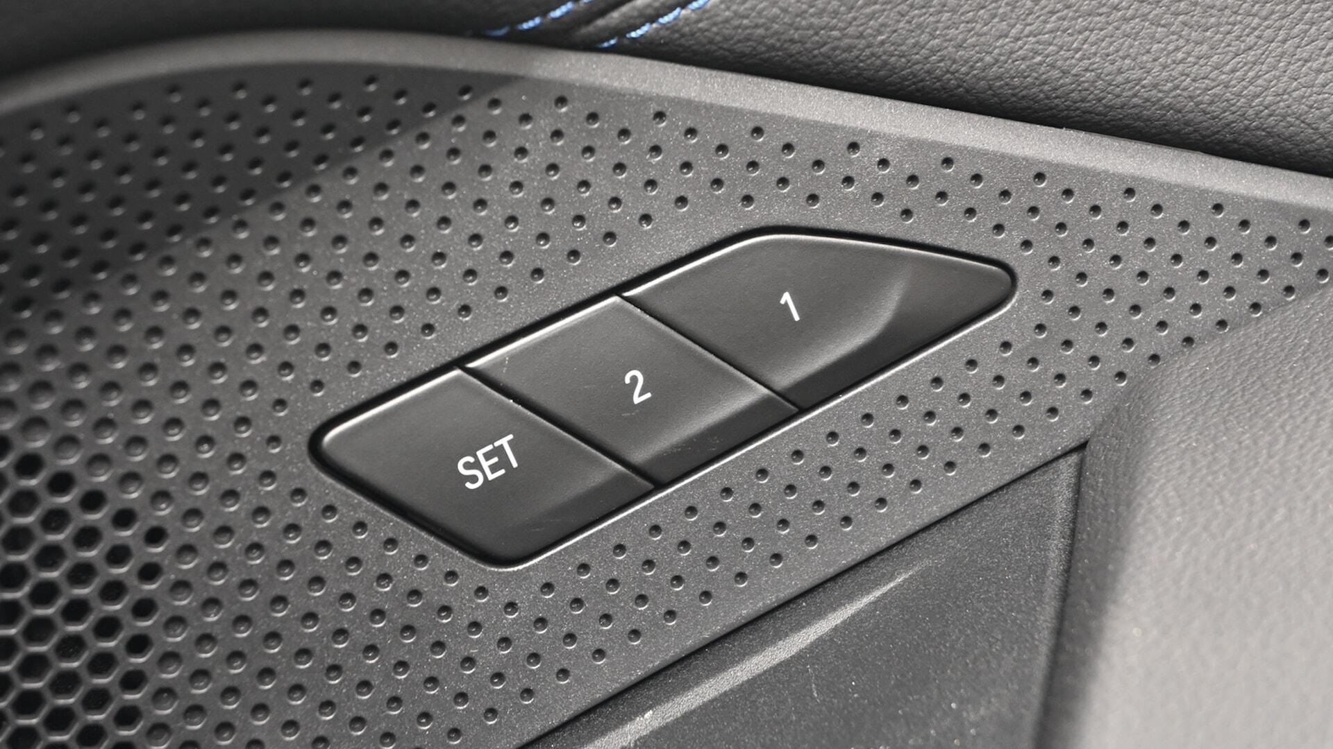BMW 4 Series view 28