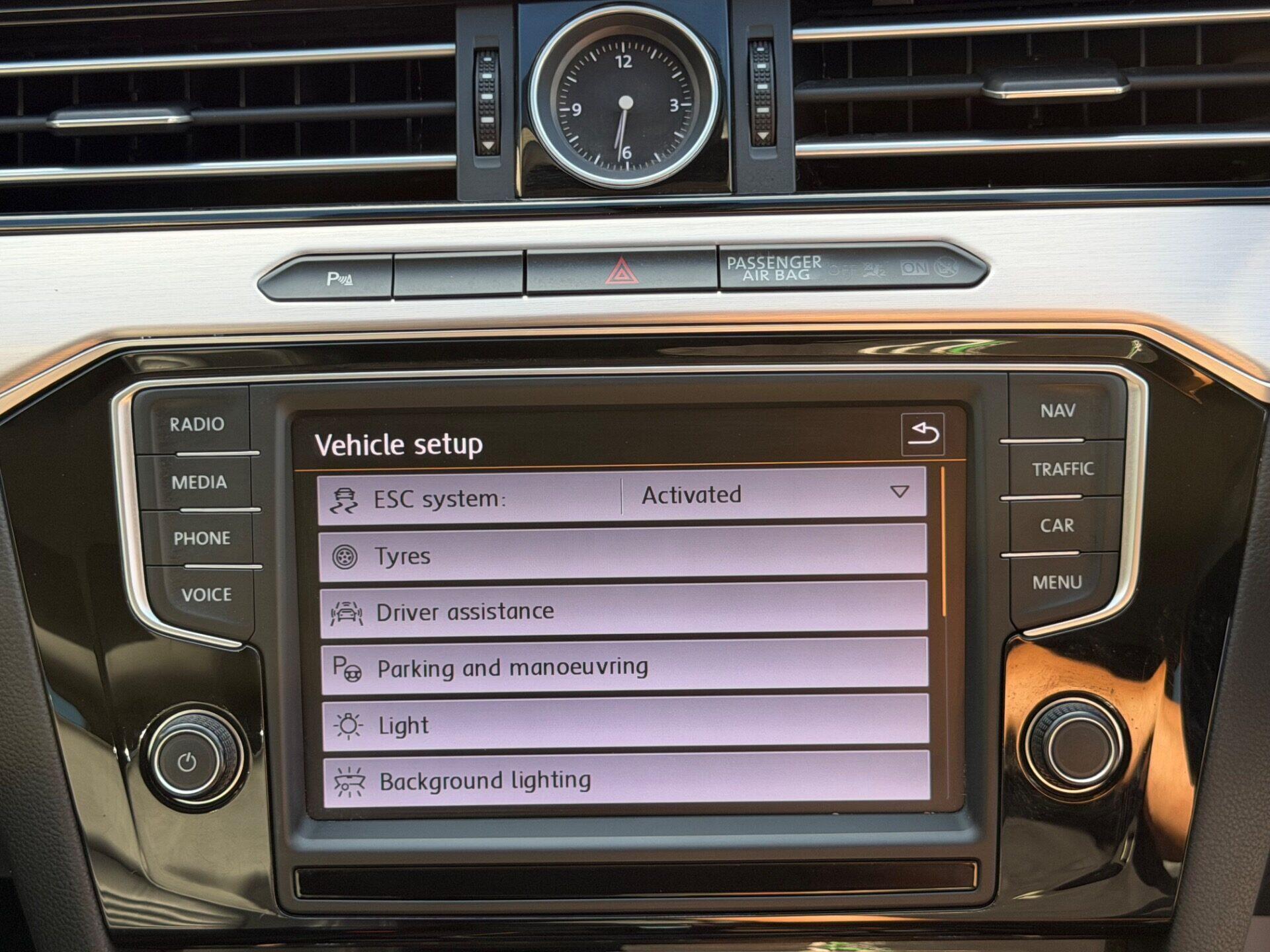Volkswagen Passat view 45