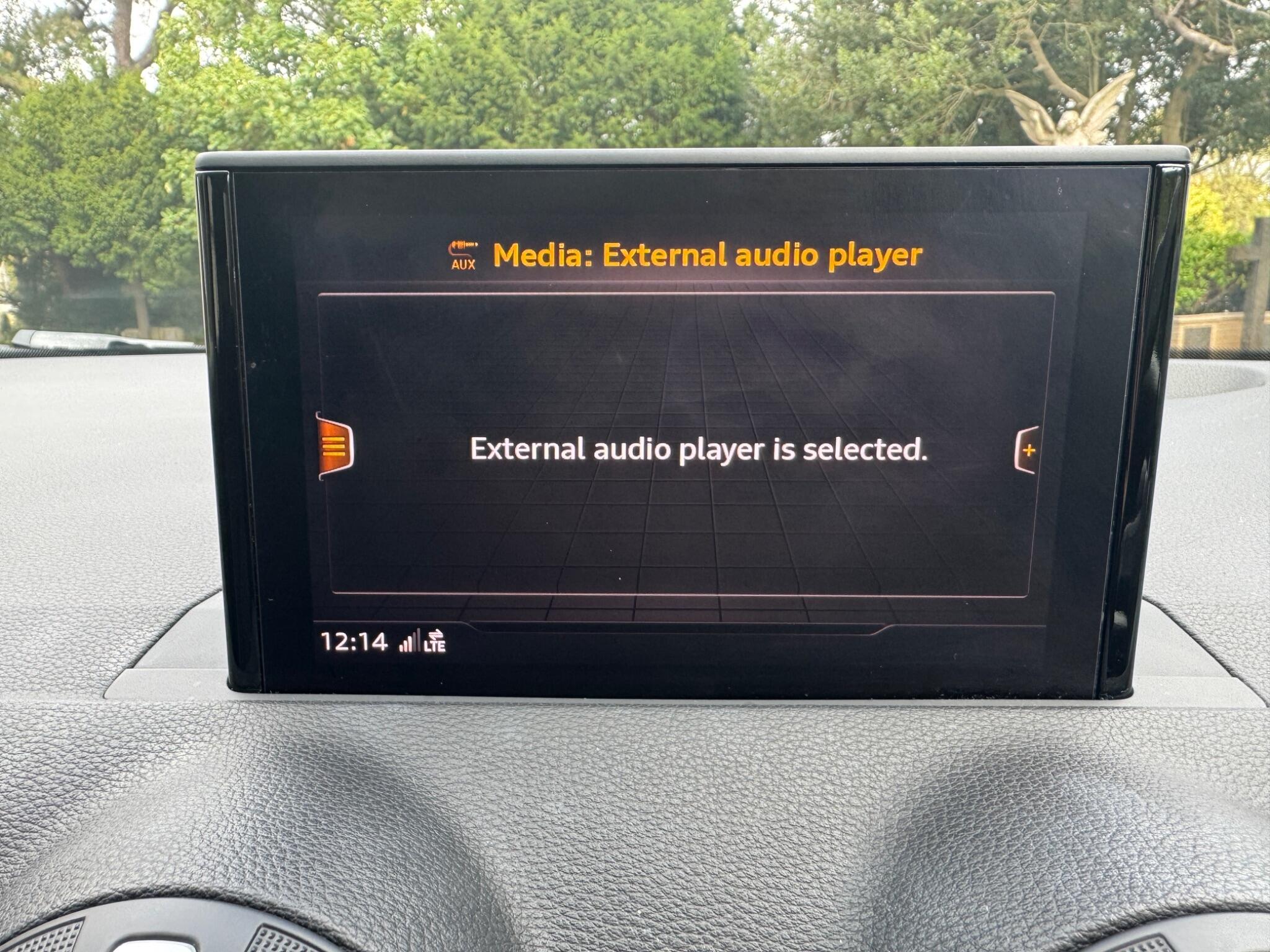Audi Q2 view 55