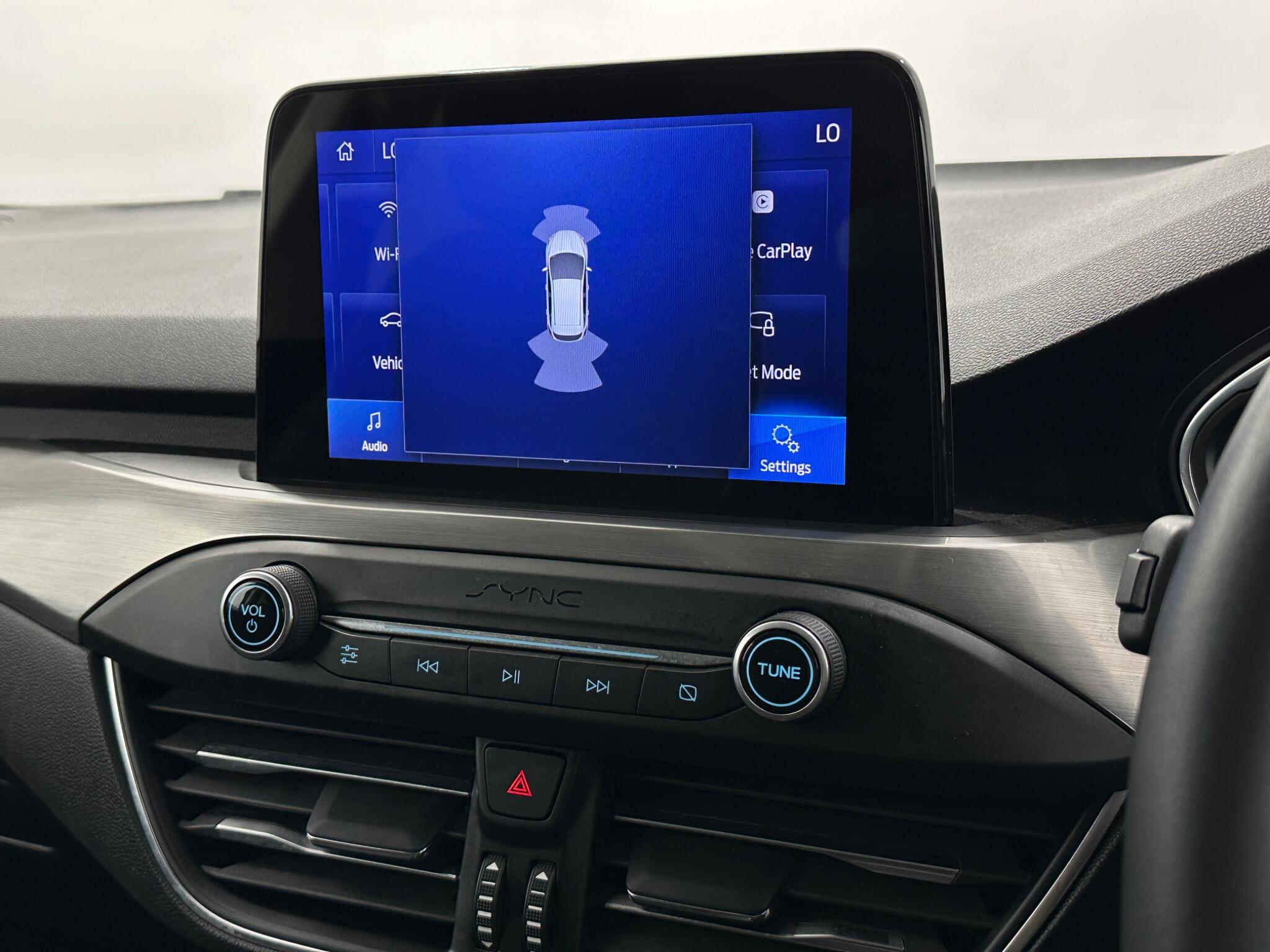 Ford Focus view 23