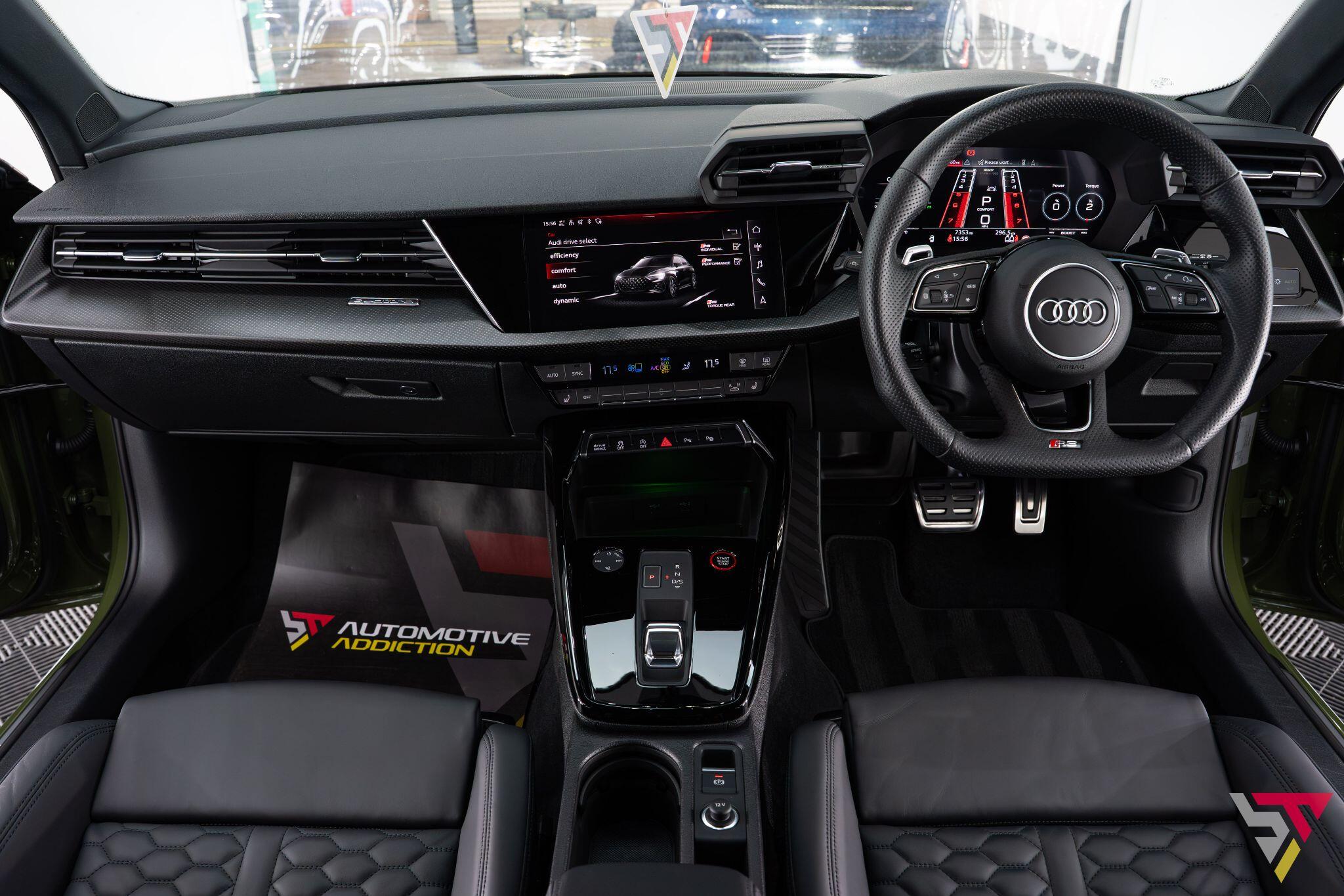 Audi RS3 view 10