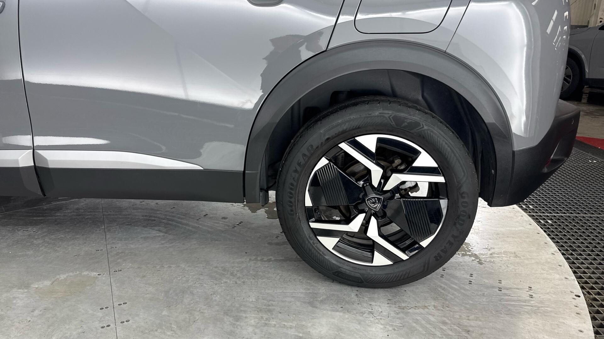 Peugeot 2008 view 24