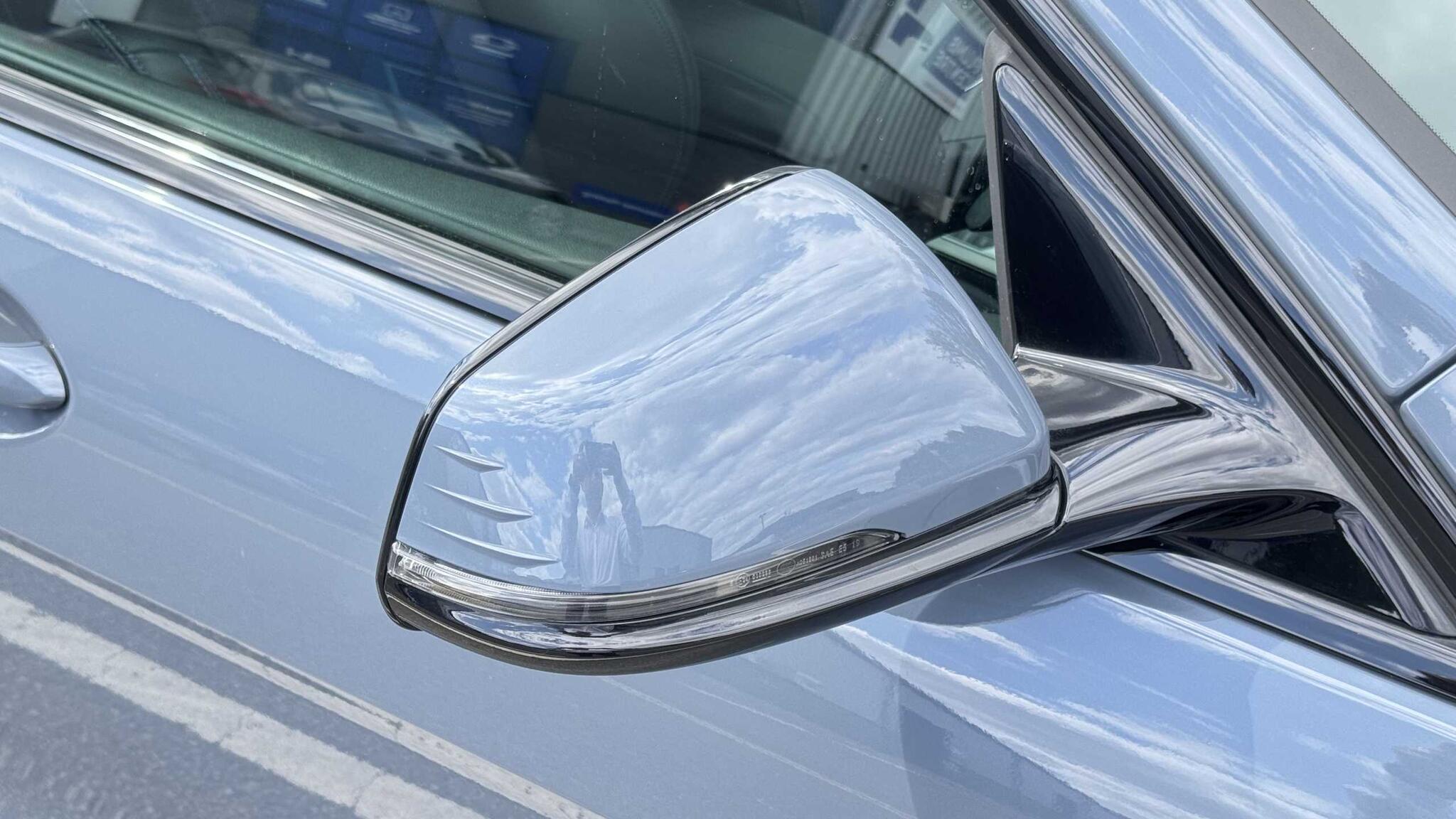 BMW 2 Series view 40