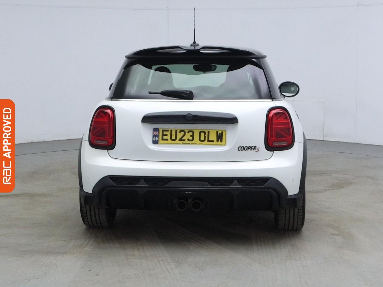 Mini Hatch view 8