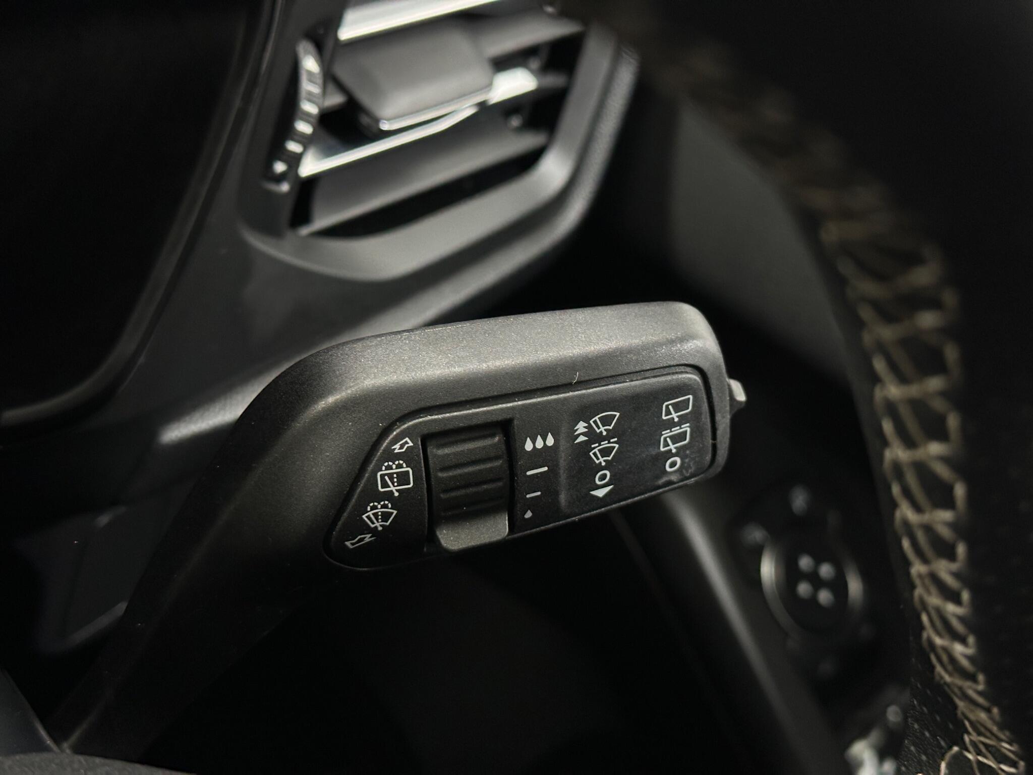 Ford Focus view 17